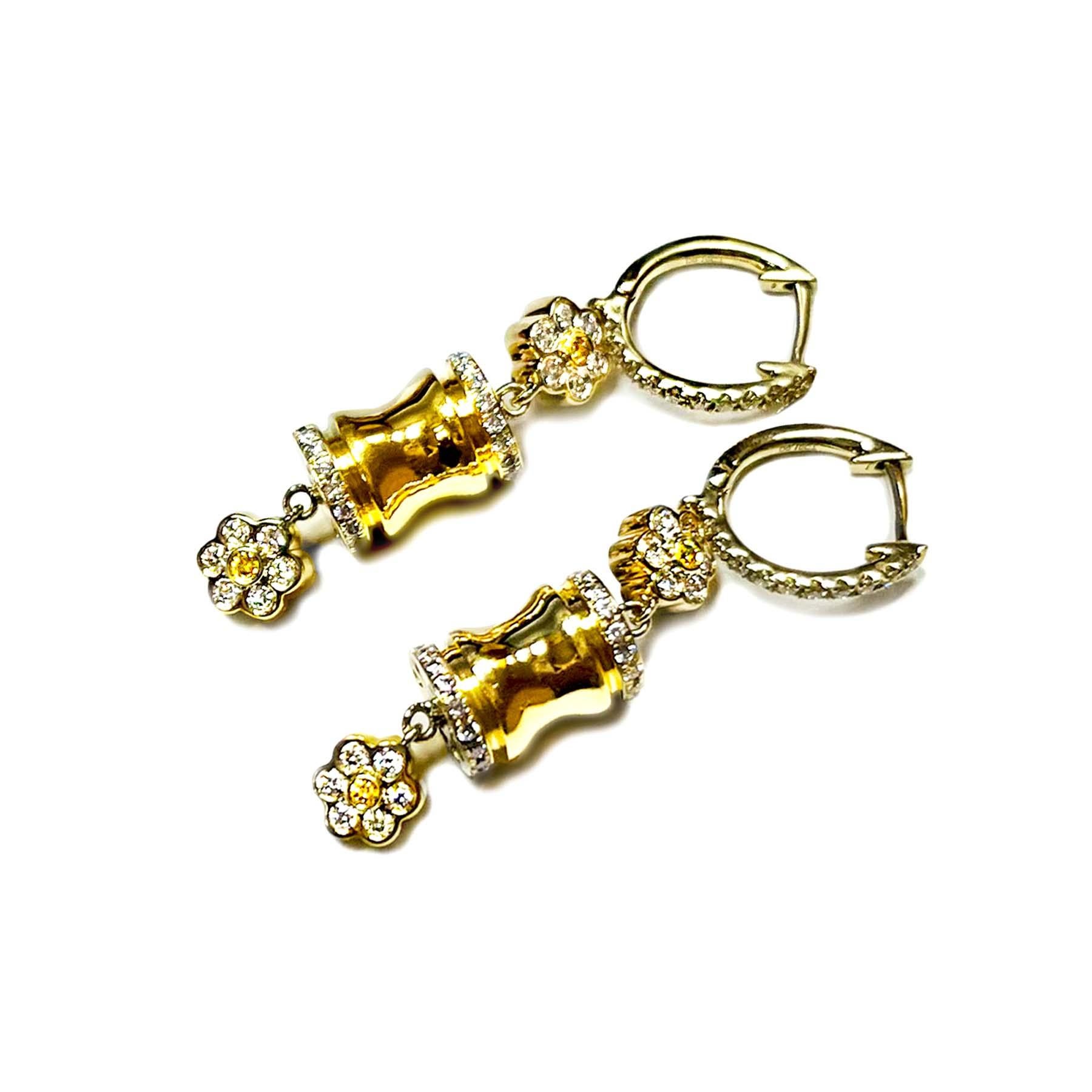 Round Cut Vitolo 18 Karat Yellow Gold Bamboo & Flower Diamond Drop Earrings For Sale