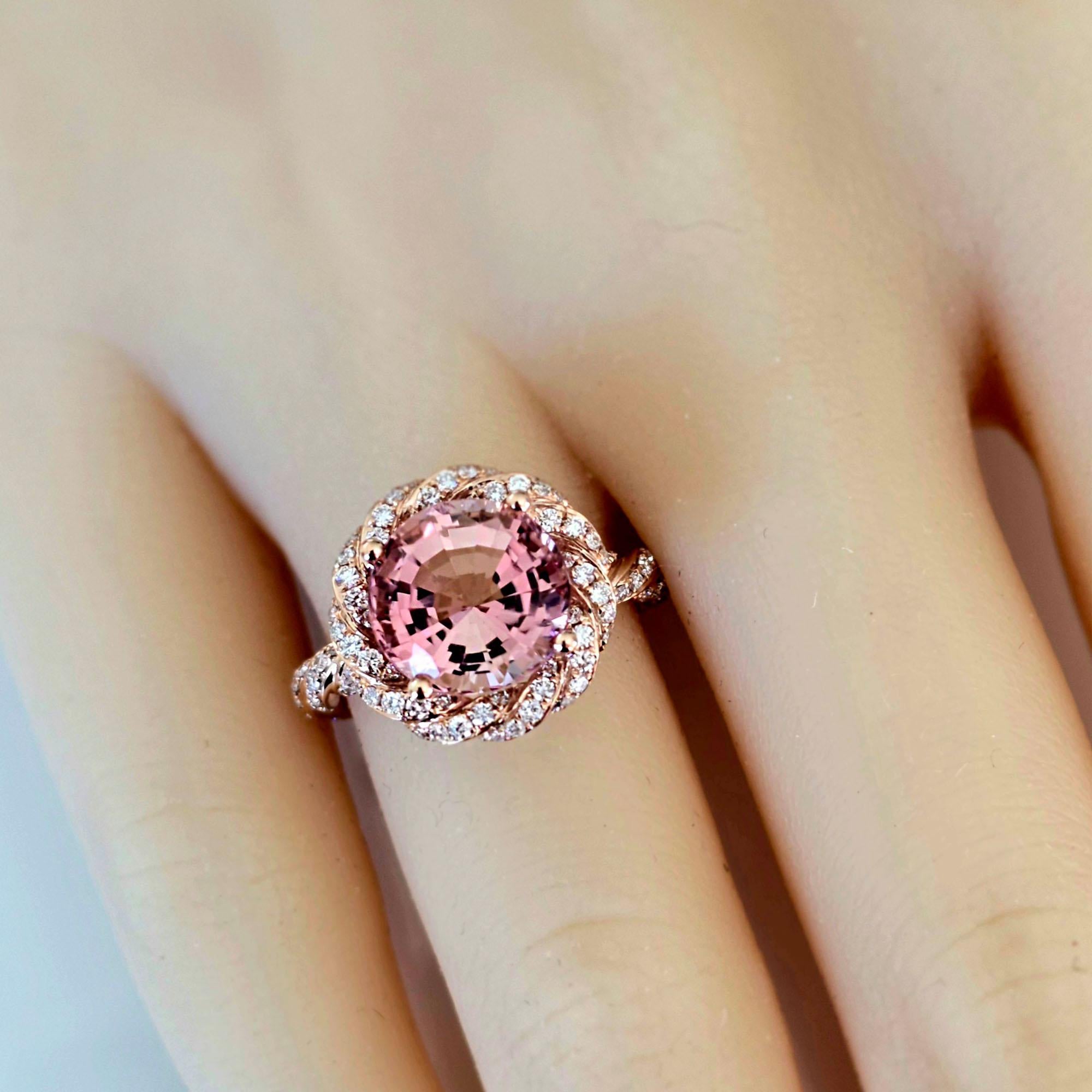 Vitolo, bague à tige torsadée en or rose 18 carats, pierre centrale en Morganite et diamant serti en vente 5