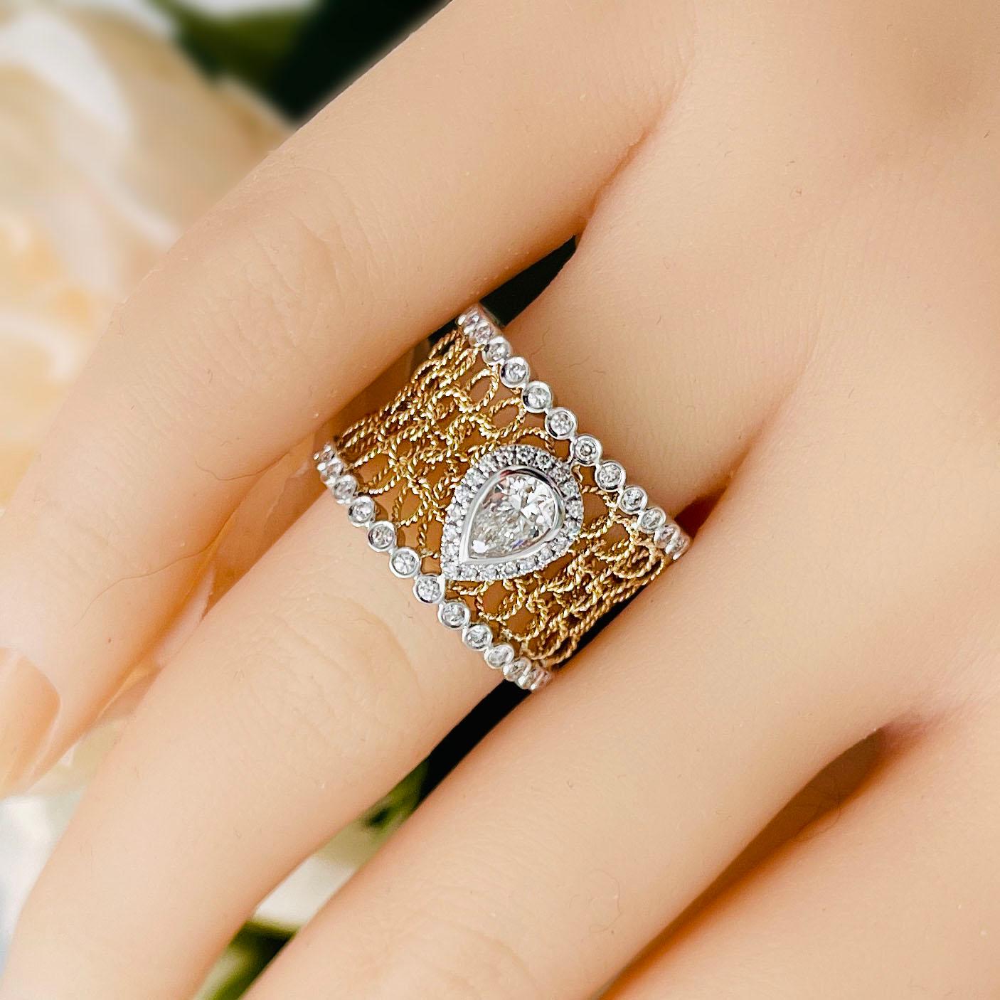Vitolo Bague en or bicolore 18K avec diamant en maille et centre en forme de poire Neuf - En vente à Los Angeles, CA