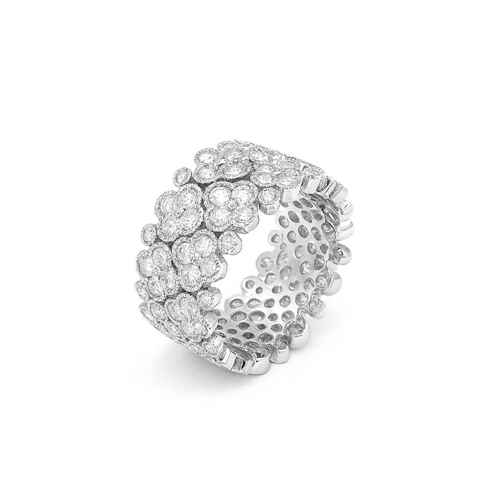 Vitolo Bague à large bande en or blanc 18 carats avec diamants et fleurs en vente 1