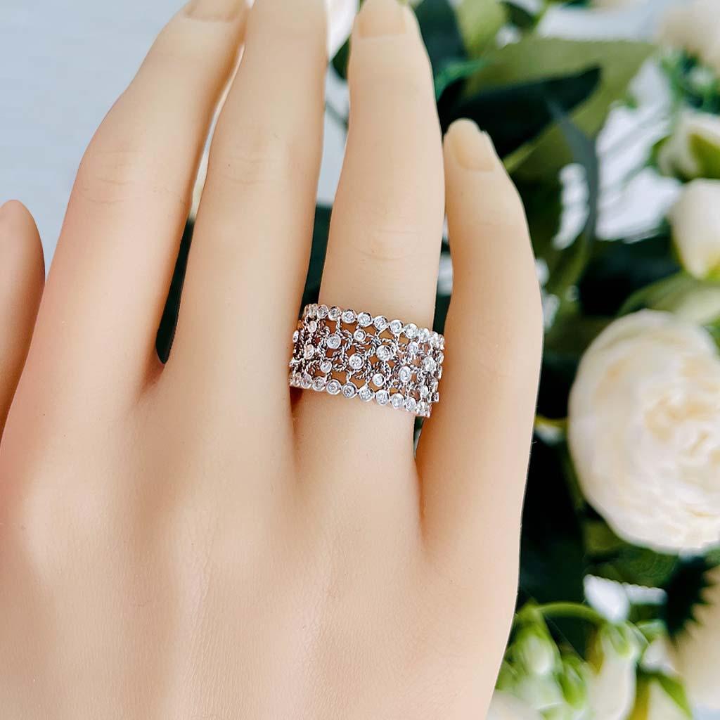 Vitolo 18K Weißgold Diamond Mesh Band - Tessuti Collection'S (Rundschliff) im Angebot