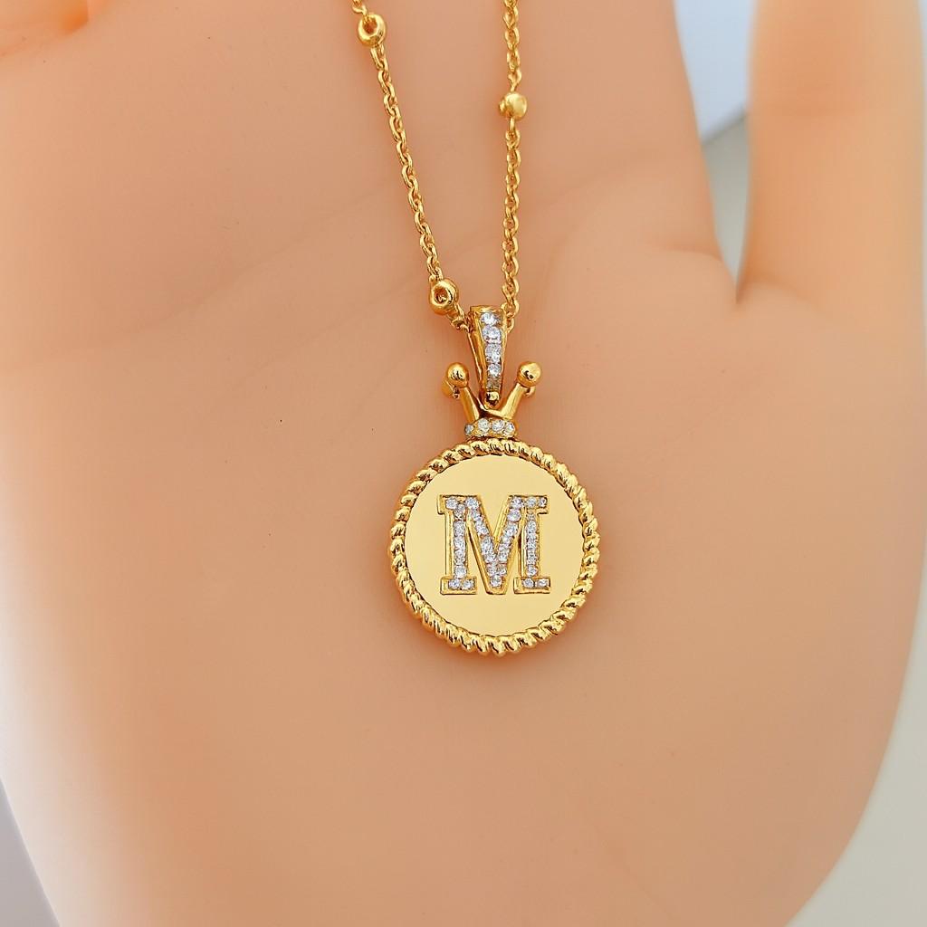 Vitolo 18K Gelbgold Diamantbesetzter Initial M Kronen-Anhänger im Angebot 1