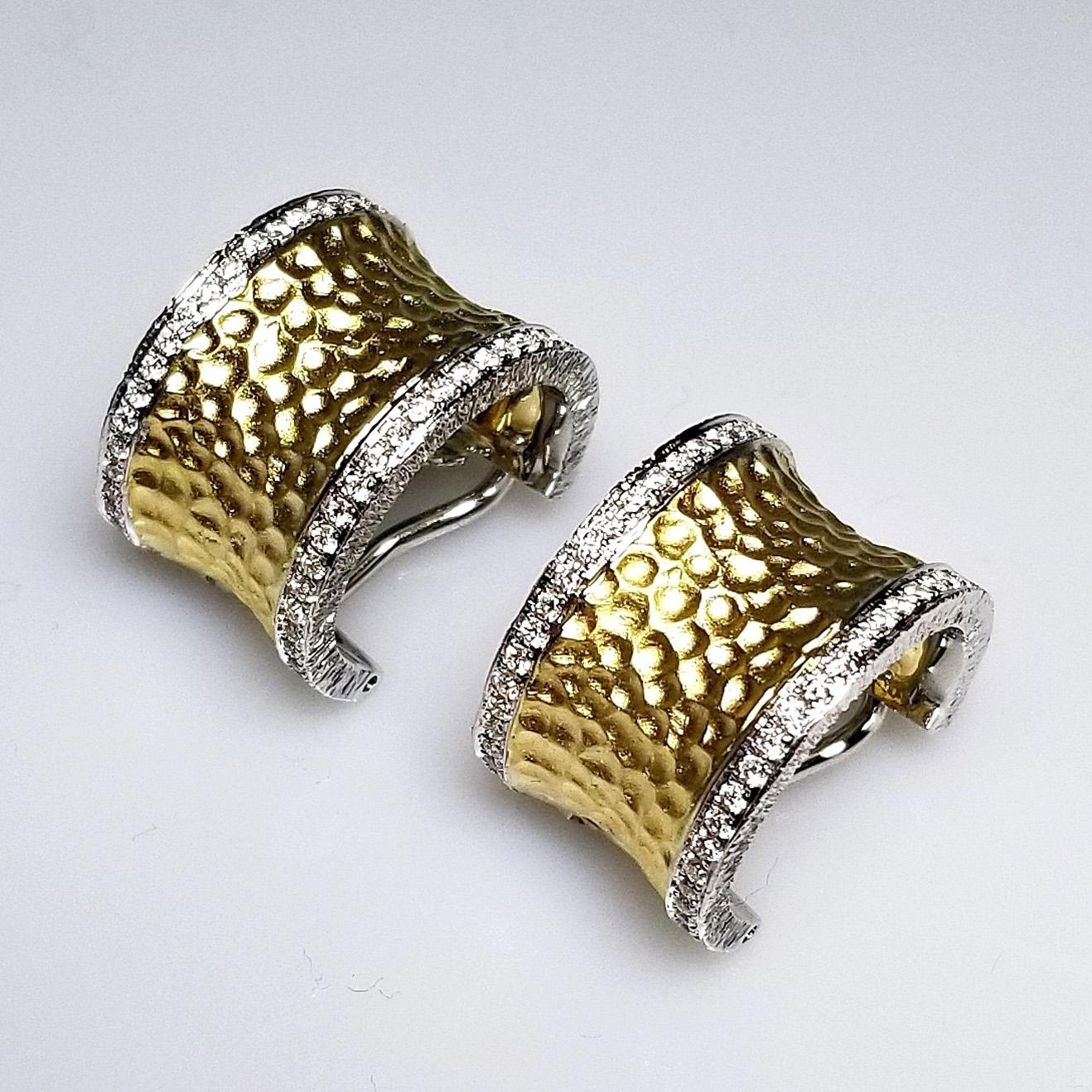 Round Cut Vitolo Hammer Finish Two-Tone 18 Karat Italian Diamond Earrings For Sale