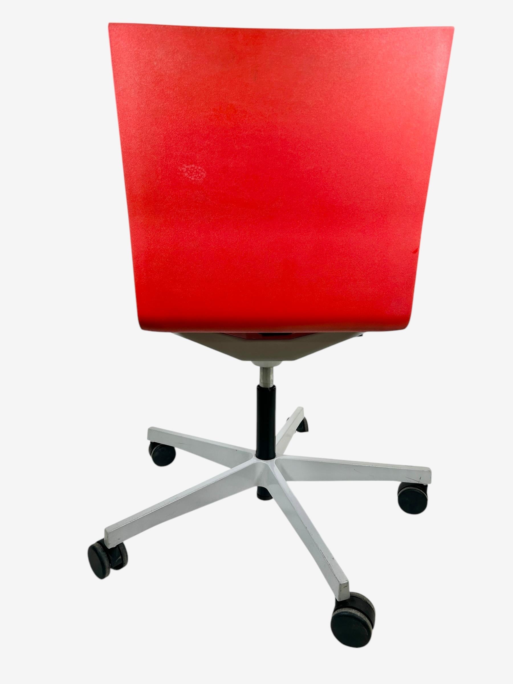 Europeo Vitra .04 Studio Task Chair di Maarten van Severen Circa 2000 in vendita