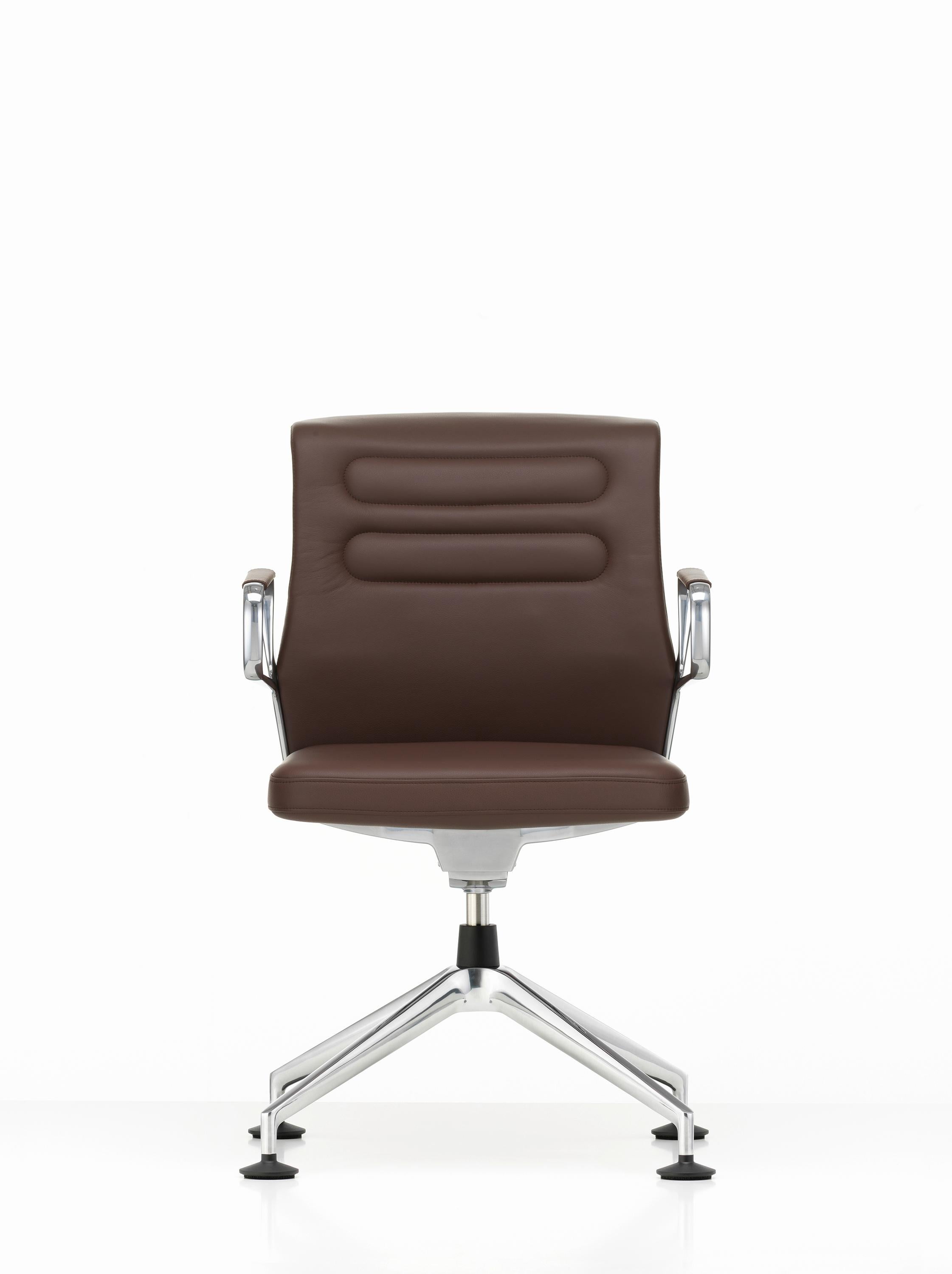 These items are currently only available in the United States.

AC 5 Meet is the Classic conference chair in the AC 5 Group office chair family. Thanks to an understated elegant design and use of high-quality materials, it cuts a fine figure in both