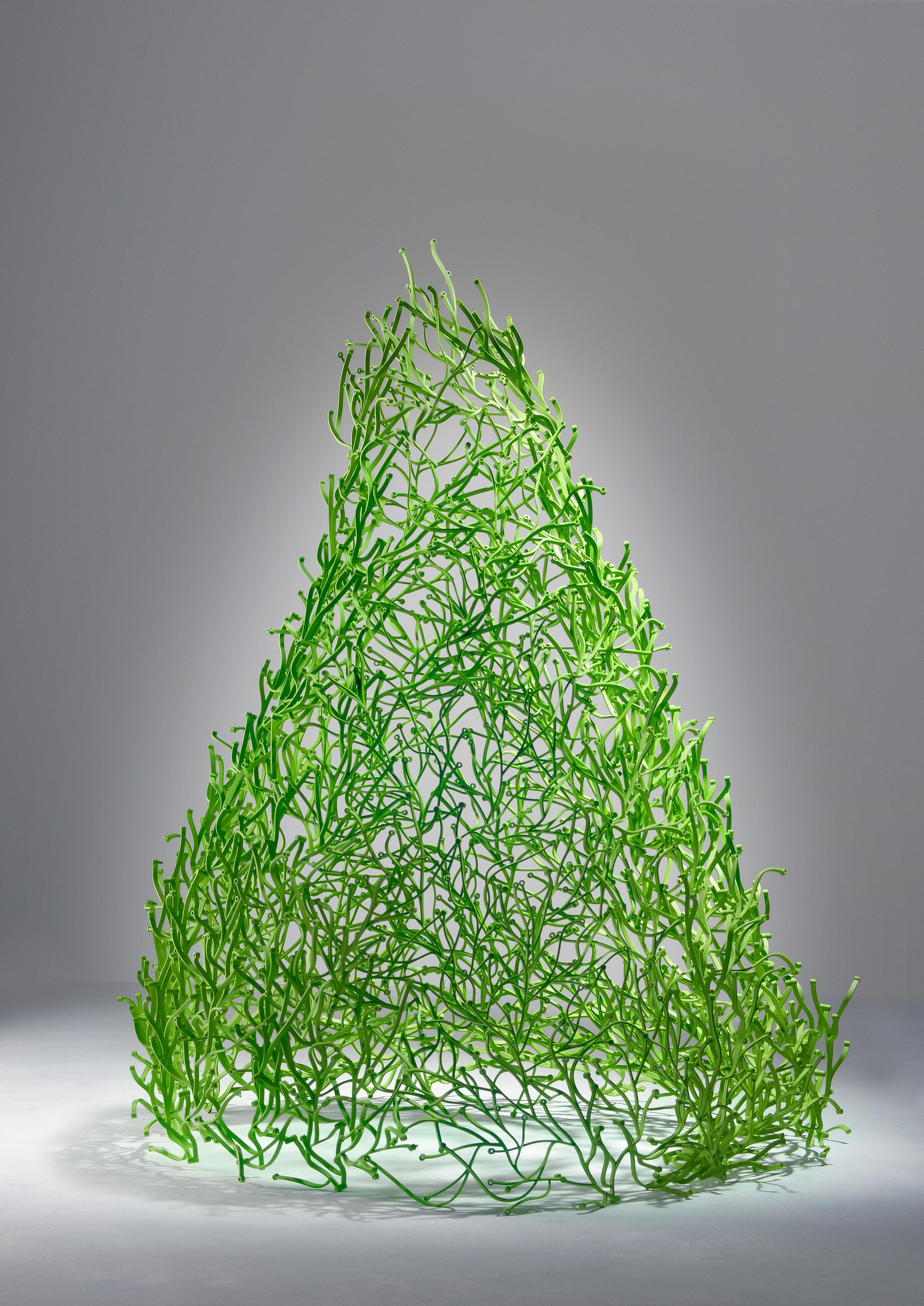 These products are only available in the United States.

Algues are interior design components and decorative elements at one and the same time. Reminiscent of plants, the plastic elements can be linked together to form web like structures – from
