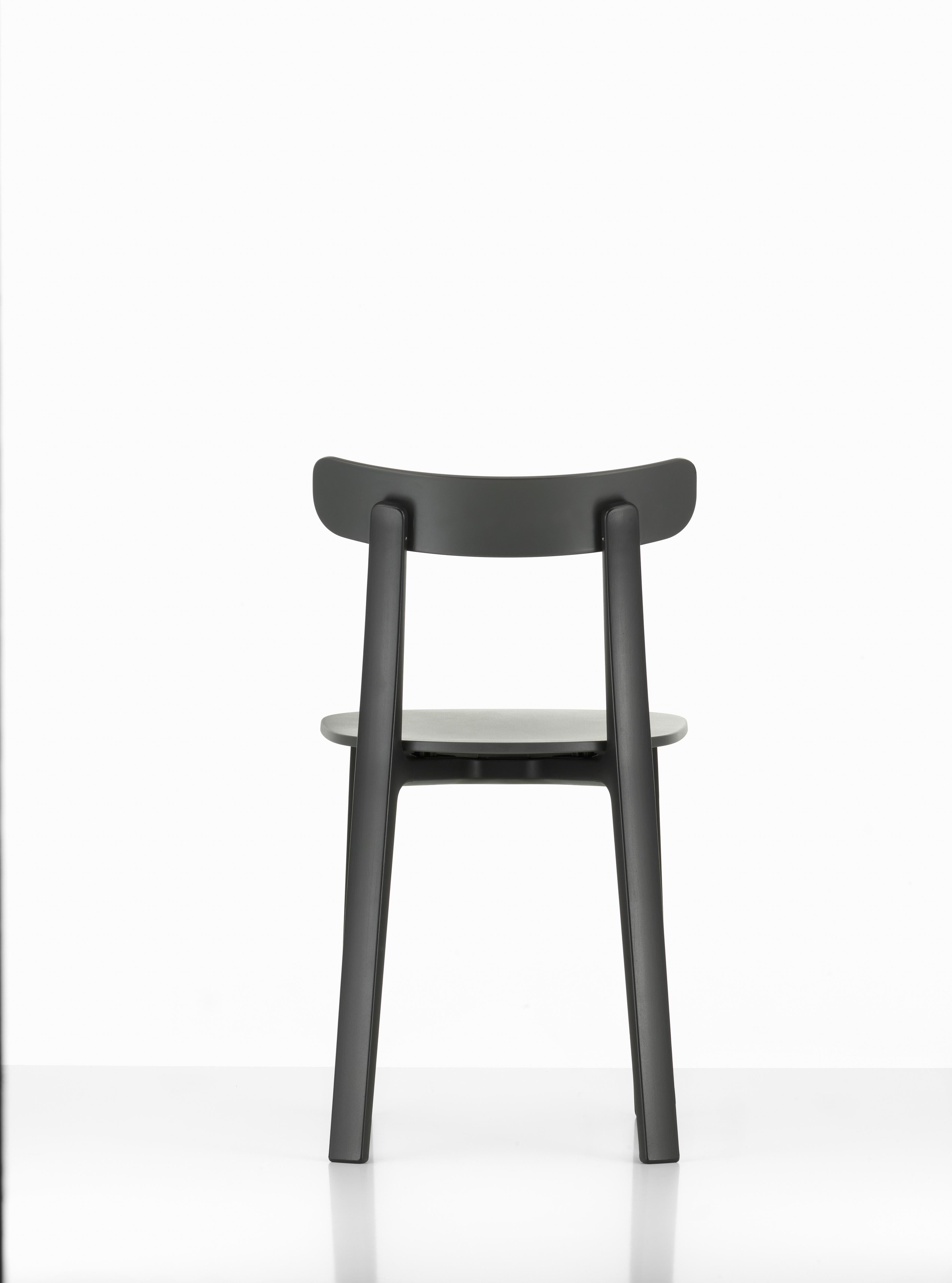 Vitra All Plastic Chair in Graphite Grey Two Tone by Jasper Morrison In New Condition For Sale In New York, NY