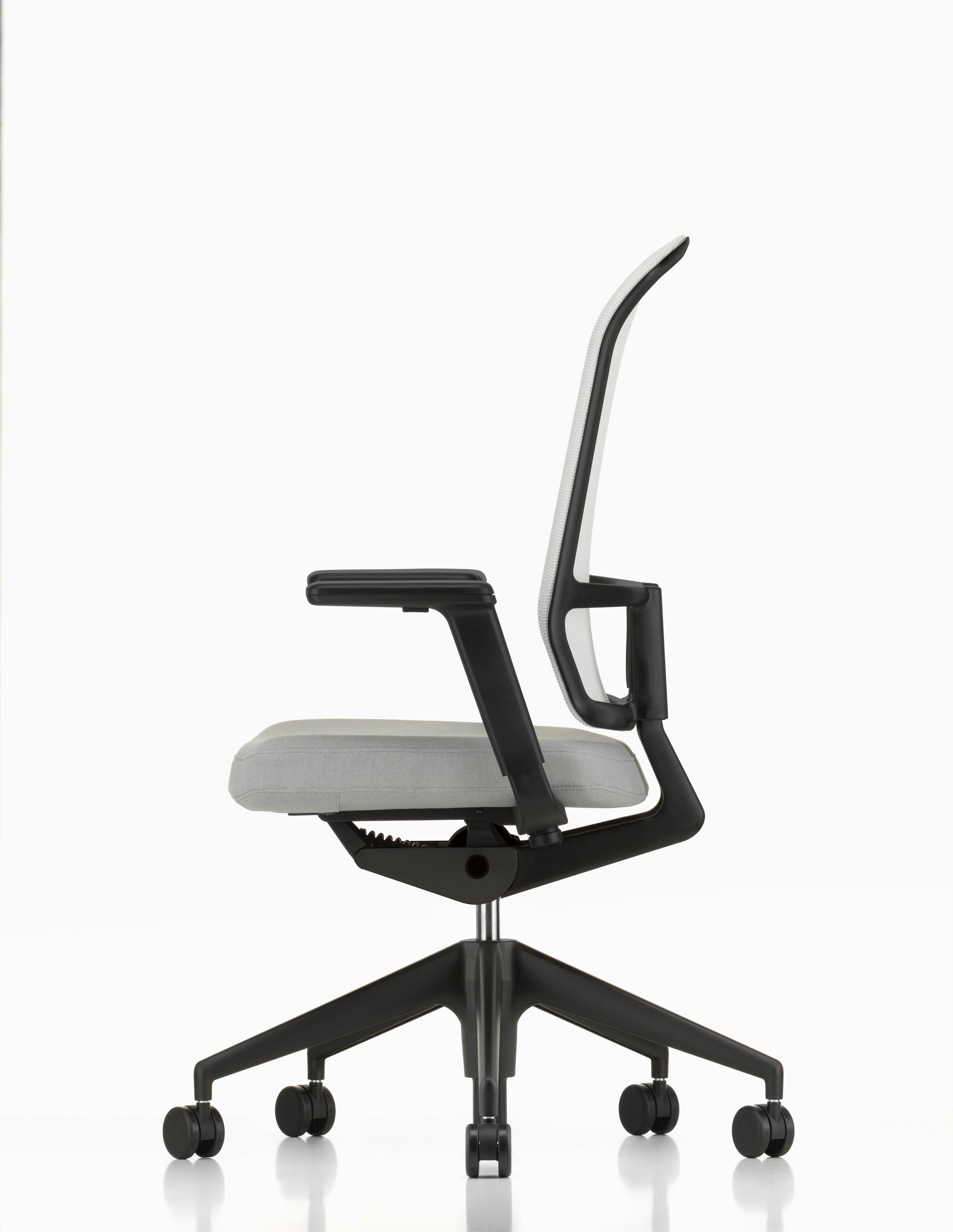 Vitra AM Chair in White and Cream by Alberto Meda (Moderne) im Angebot