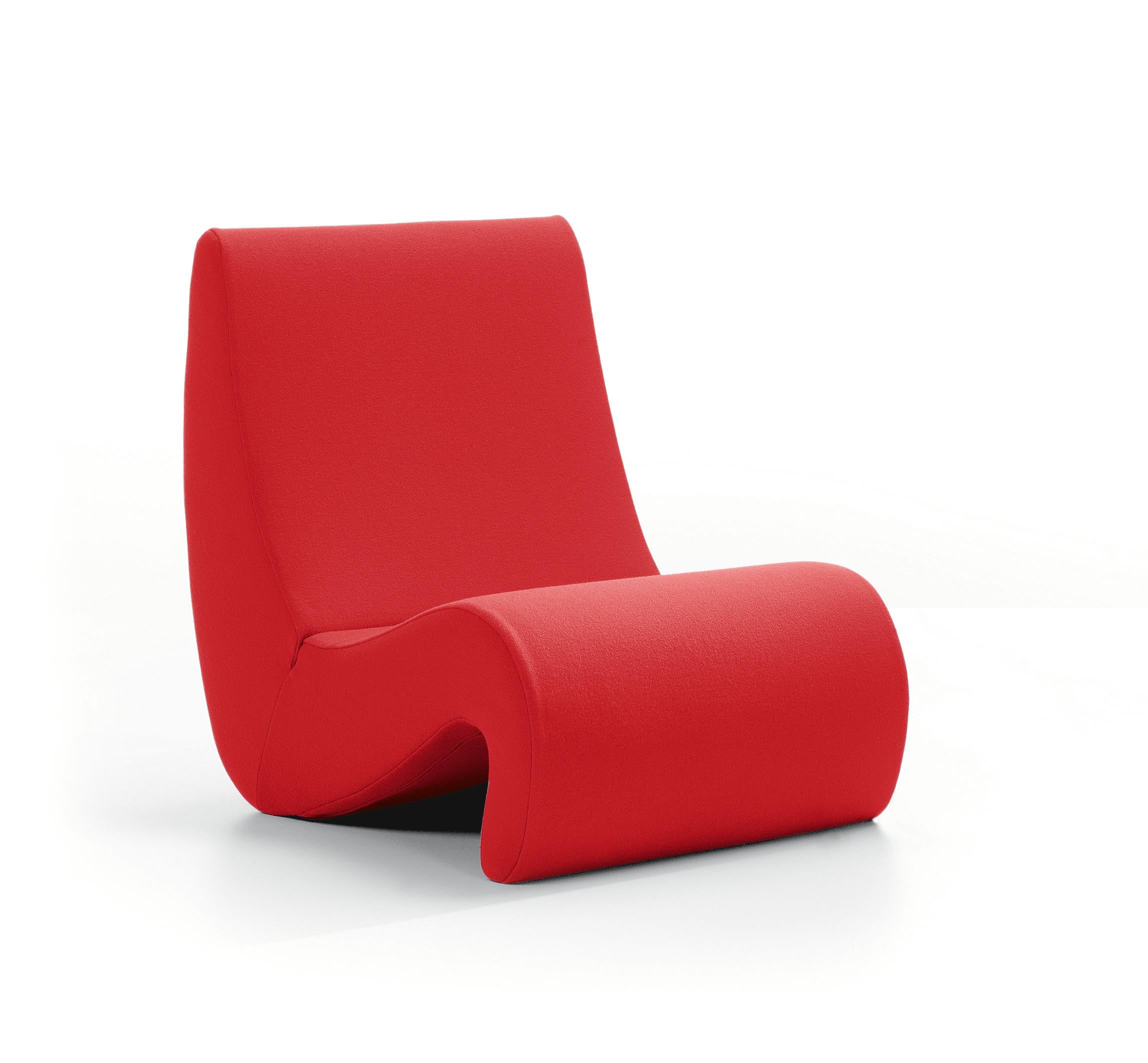 These items are currently only available in the United States.

Amoebe was created by Verner Panton in 1970 for his famous Visiona installation, which included several versions of this lounge piece. It embodies the exuberant spirit of the early