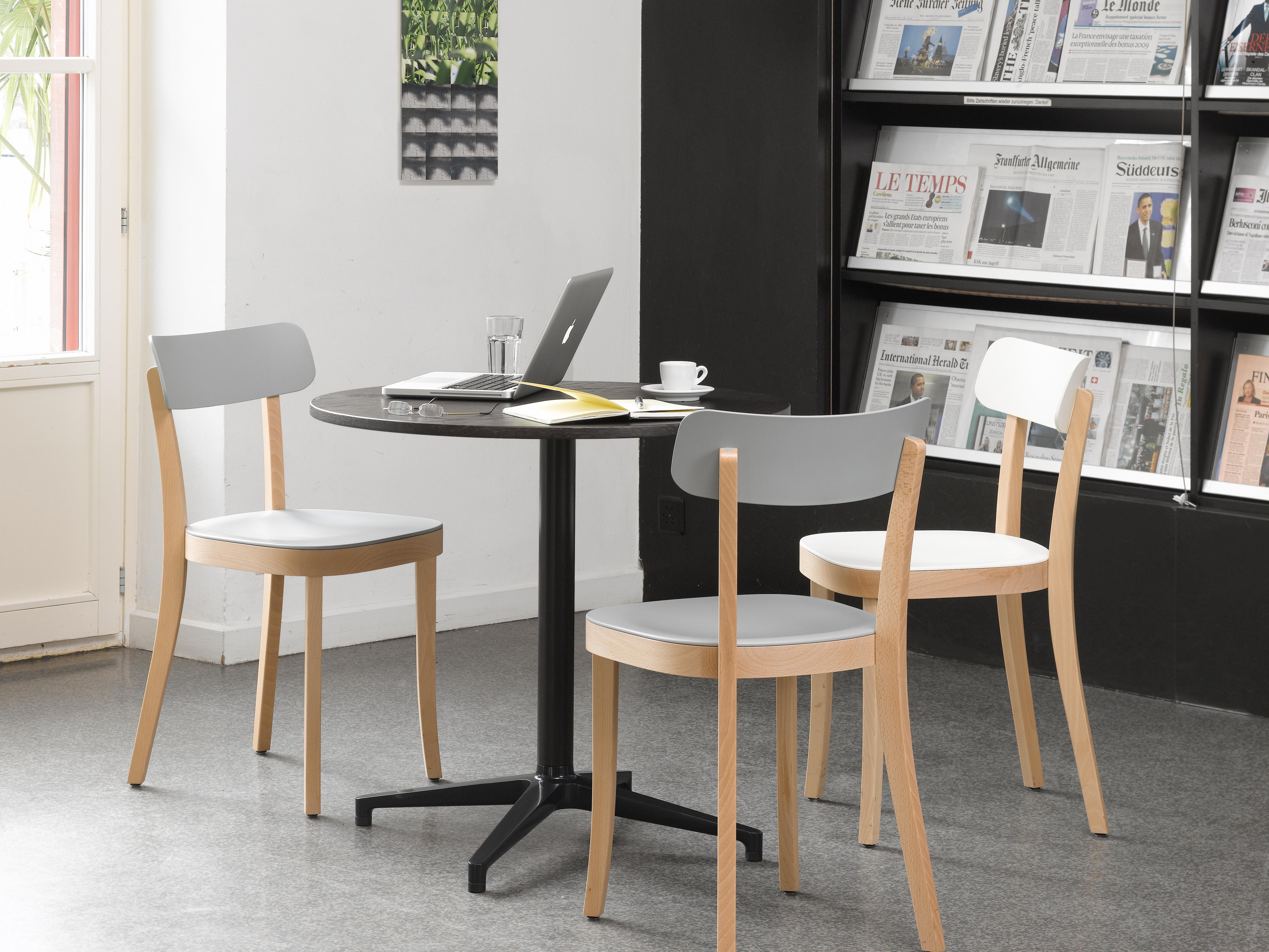 Vitra Basel-Stuhl aus Ziegelstein mit natürlichem Buchenholzgestell von Jasper Morrison im Angebot 3