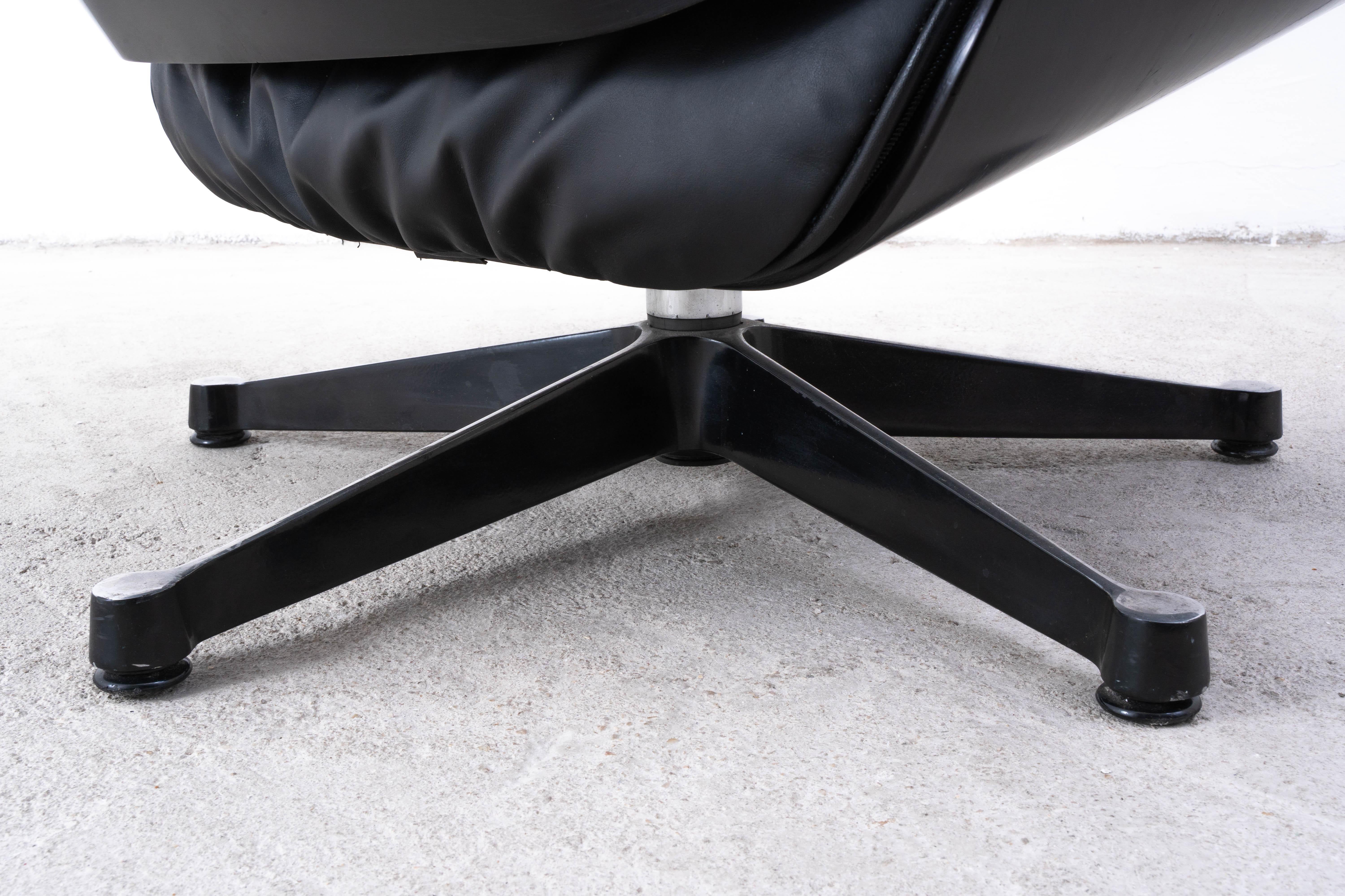 Vitra - Charles & Ray Eames - Lounge chair with ottoman - 670 Lounge Chair en venta 11