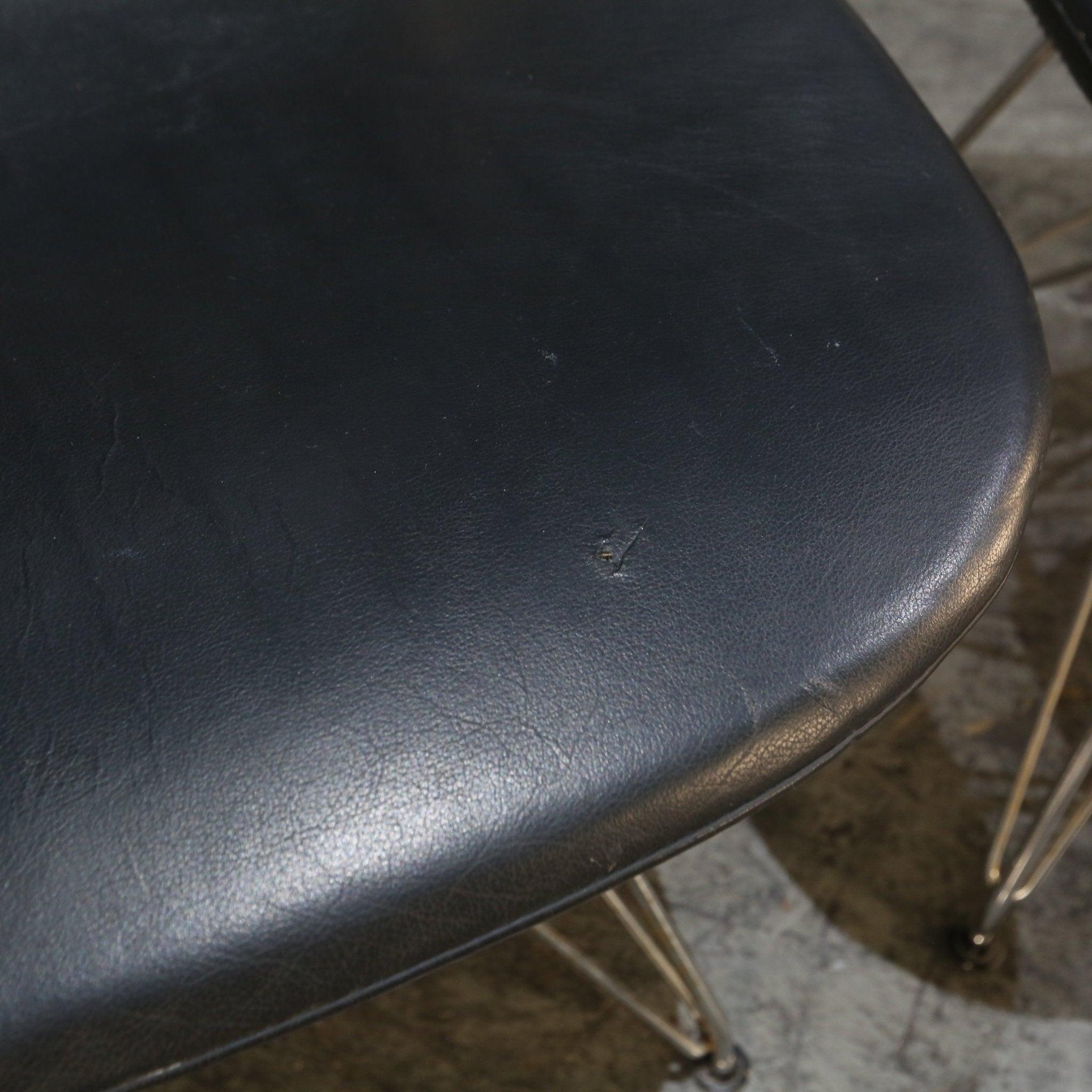 Vitra DKR2 Wire Chair by Charles & Ray Eames 4
