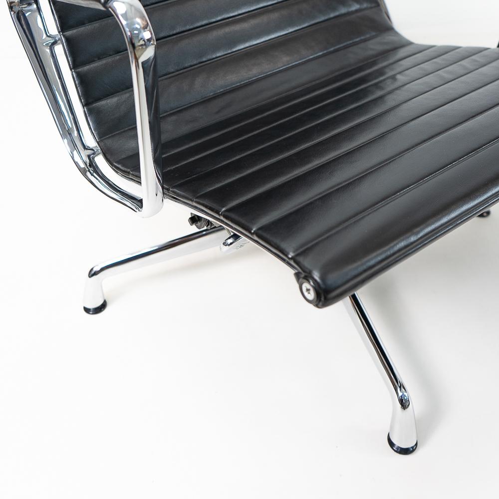 Vitra Eames Alu Group Lounge Set, EA124, EA125, 1980s 4