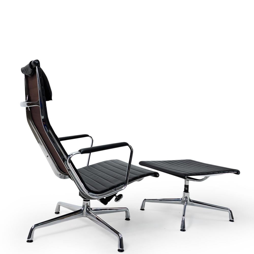 The Aluminum Group chairs by Charles & Ray Eames are one of the most important designs of the 20th Century. Their original design from the 1950s is still relevant today, giving interiors all over the world a touch of modern elegance.

On offer we