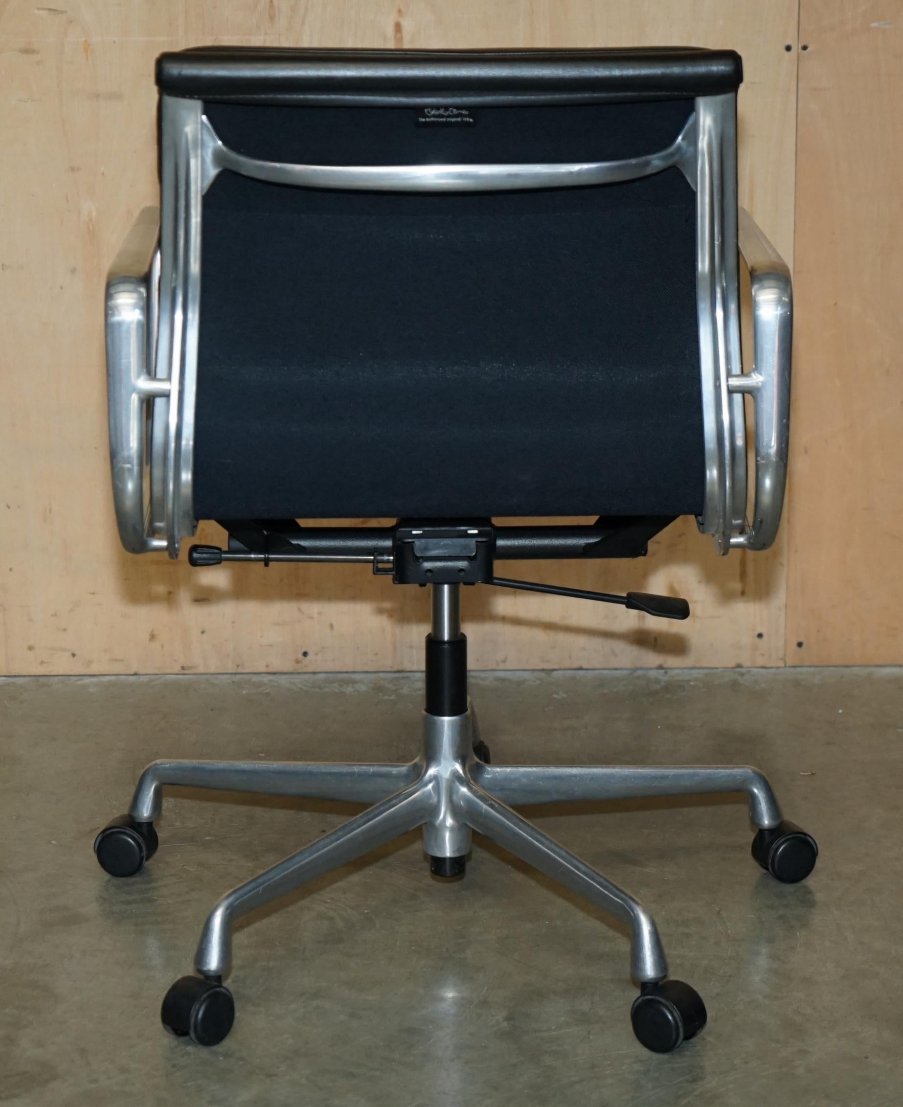 Vitra EAMES EA 217 / 219 SEDIA DA UFFICIO IN PELLE SOFT PAD SWIVEL in vendita 6