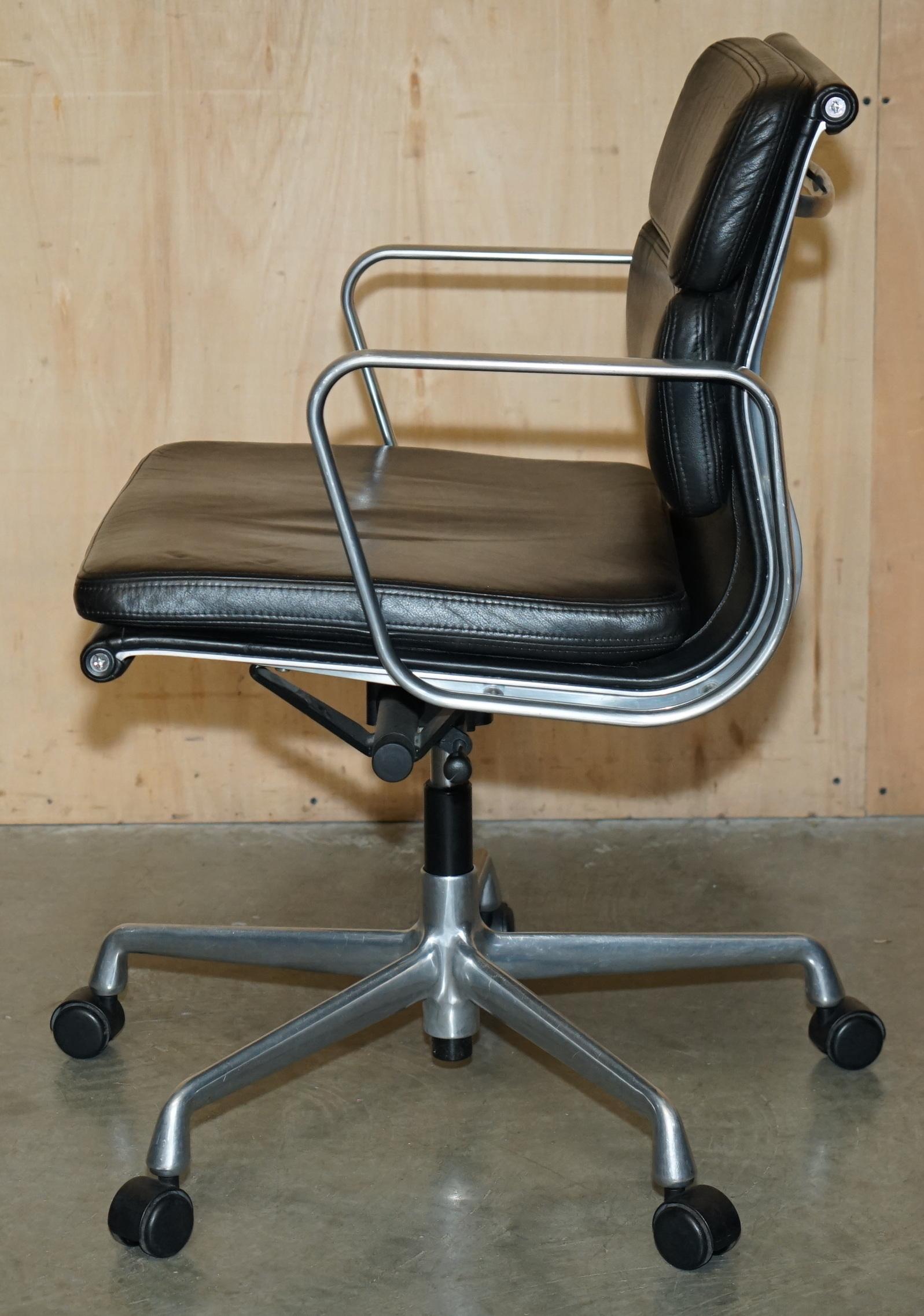 Vitra EAMES EA 217 / 219 SEDIA DA UFFICIO IN PELLE SOFT PAD SWIVEL in vendita 9