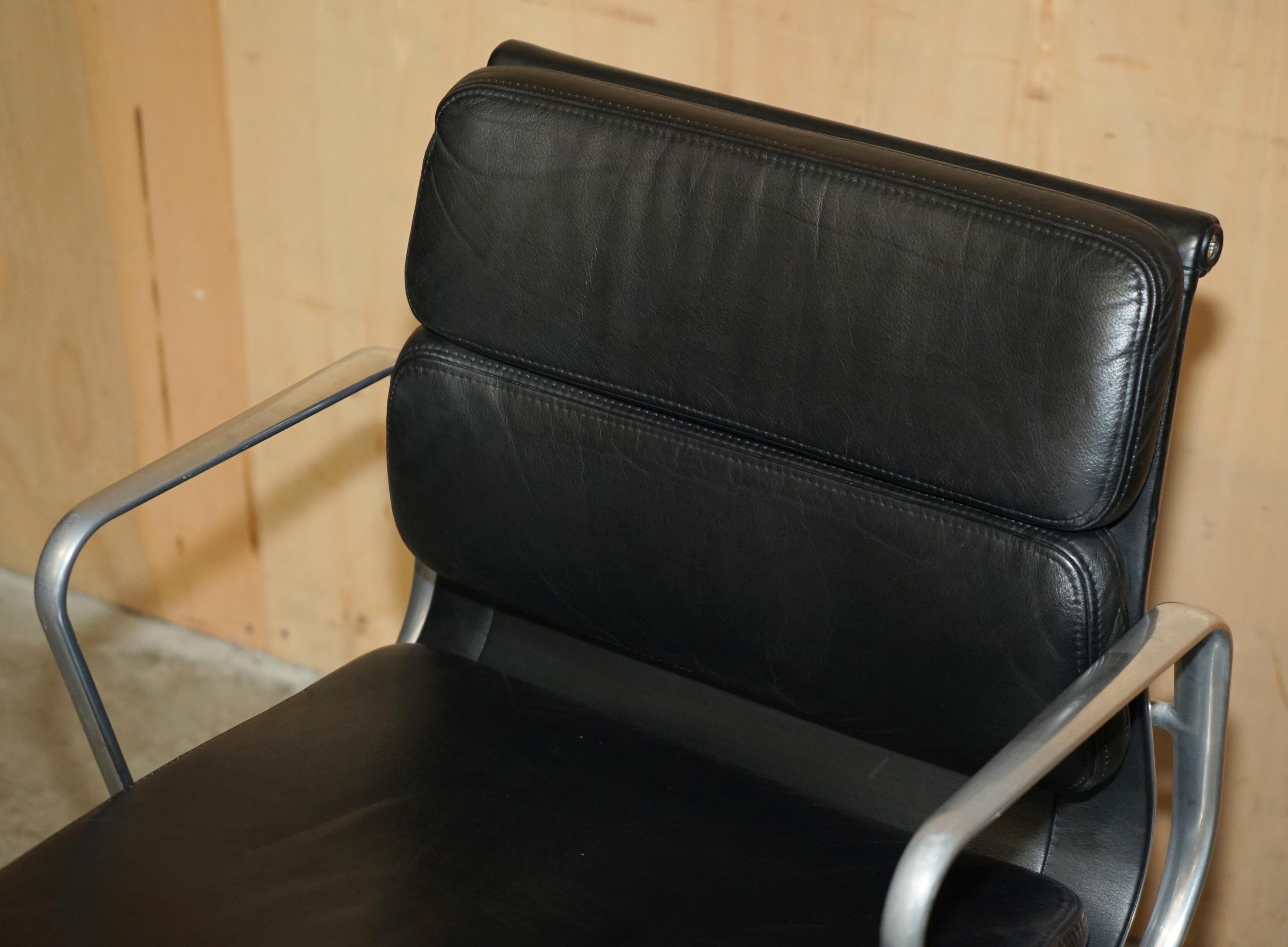 Fatto a mano Vitra EAMES EA 217 / 219 SEDIA DA UFFICIO IN PELLE SOFT PAD SWIVEL in vendita