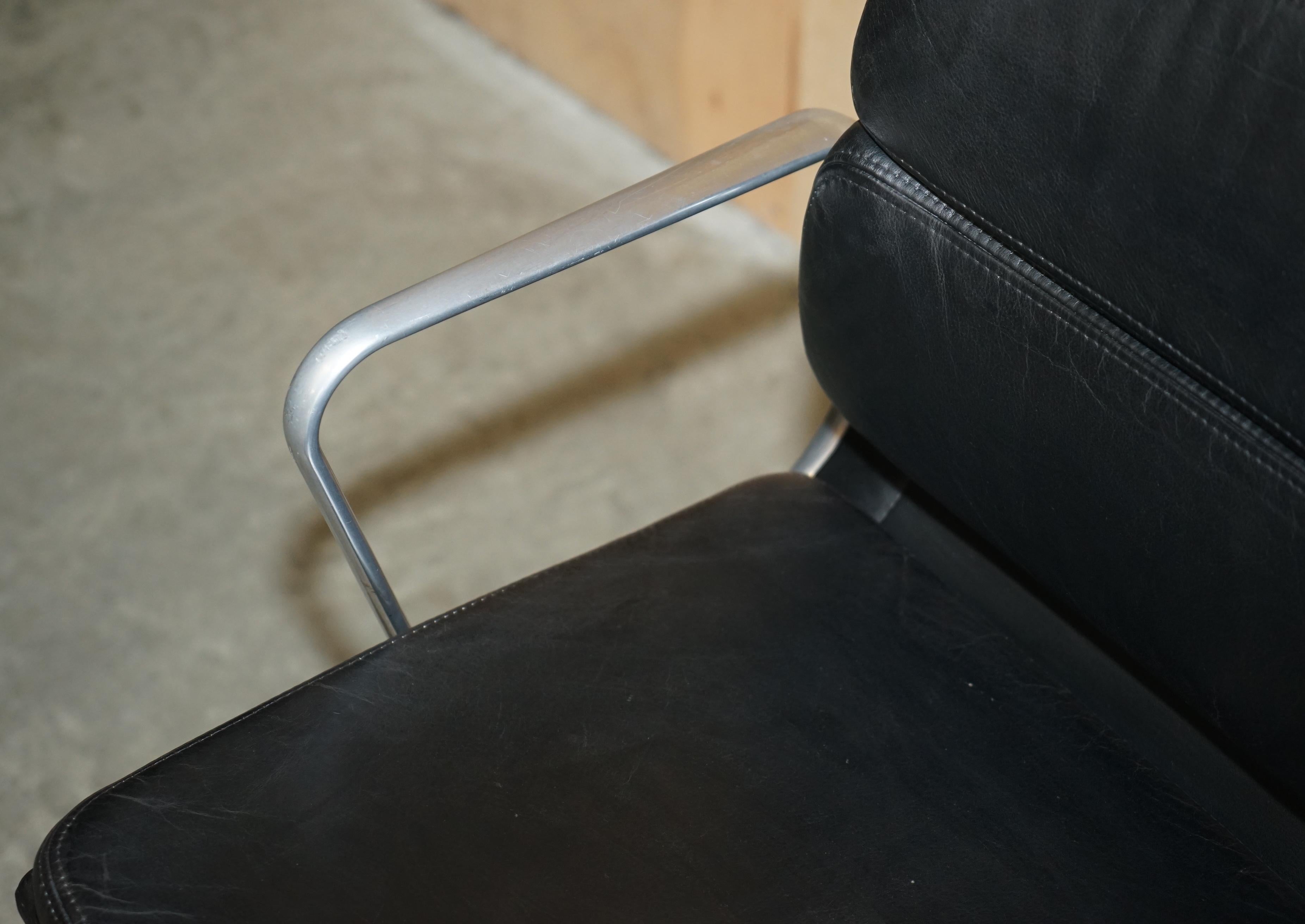 Pelle Vitra EAMES EA 217 / 219 SEDIA DA UFFICIO IN PELLE SOFT PAD SWIVEL in vendita