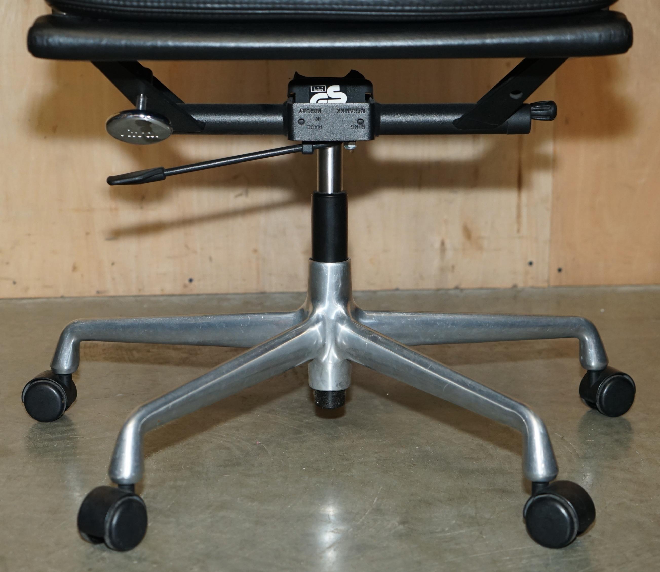 Vitra EAMES EA 217 / 219 SEDIA DA UFFICIO IN PELLE SOFT PAD SWIVEL in vendita 1