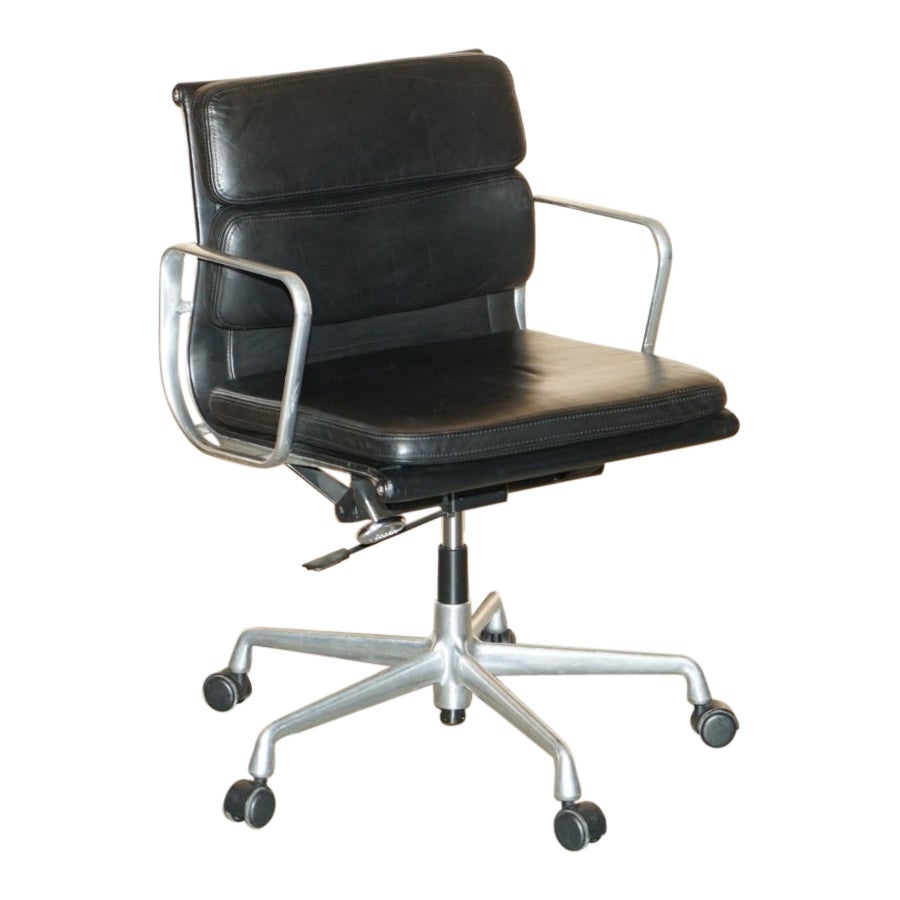 Vitra EAMES EA217 CHAINE DE BUREAU DE DIRECTEUR EN CUIR DE POTENTIEL SOFTPAD