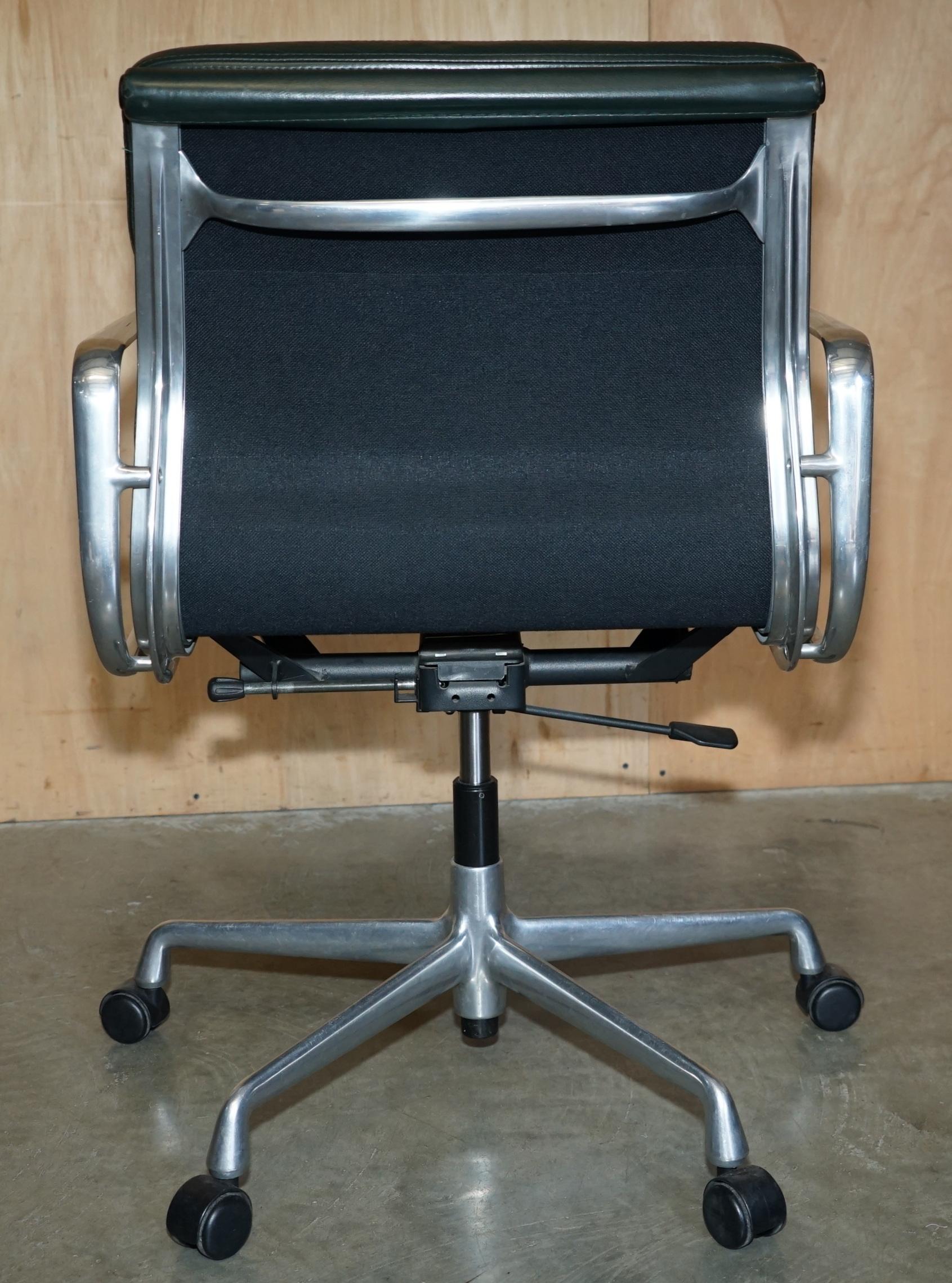 VITRA EAMES EA217 SOFTPAD EINZIGARTIGES GRÜNES LEDER KAPTAINS BÜROSTUHL im Angebot 8