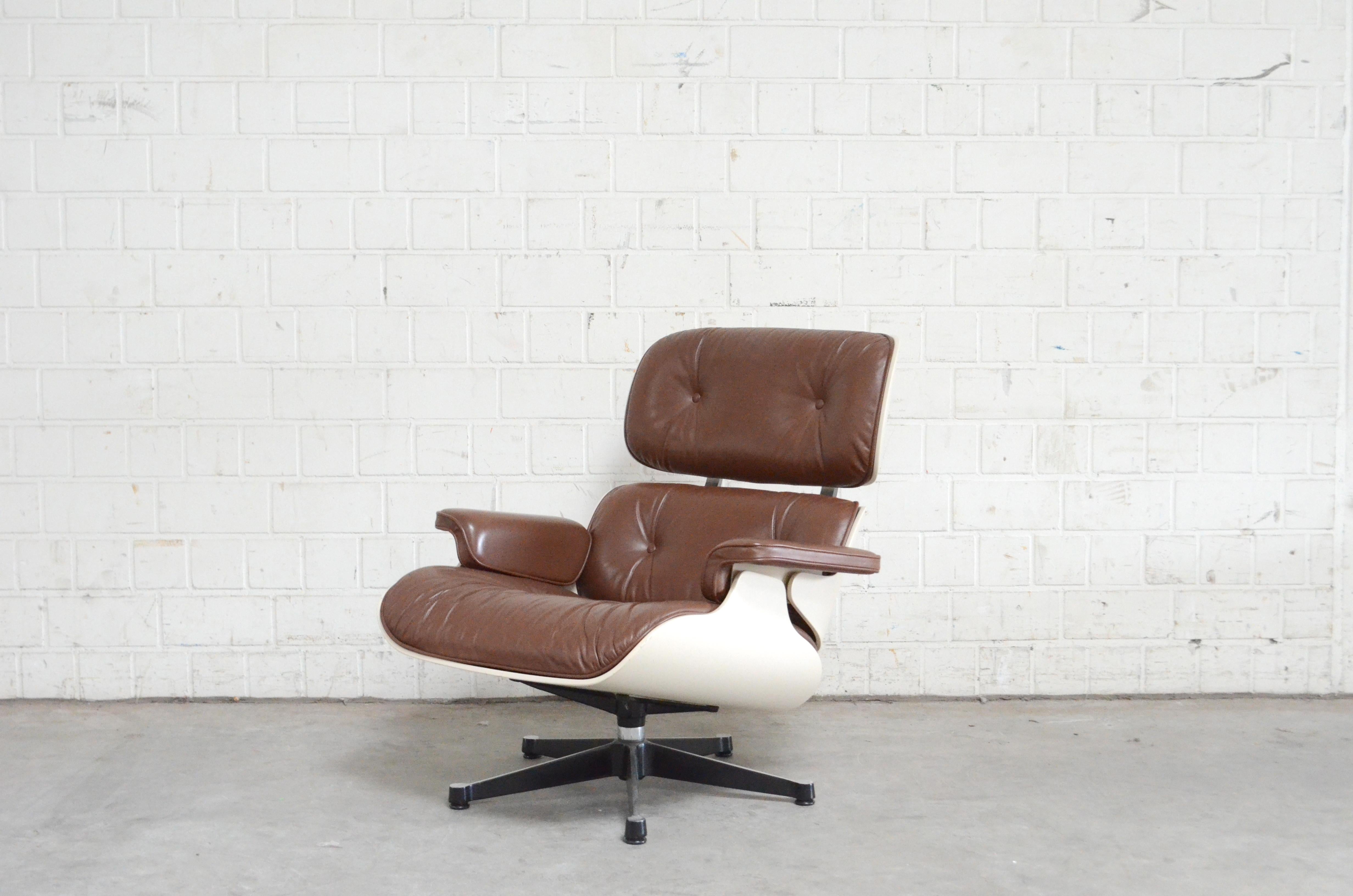 German Vitra Eames Lounge Chair Cognac Brown and White Shell, Set of 2 For Sale