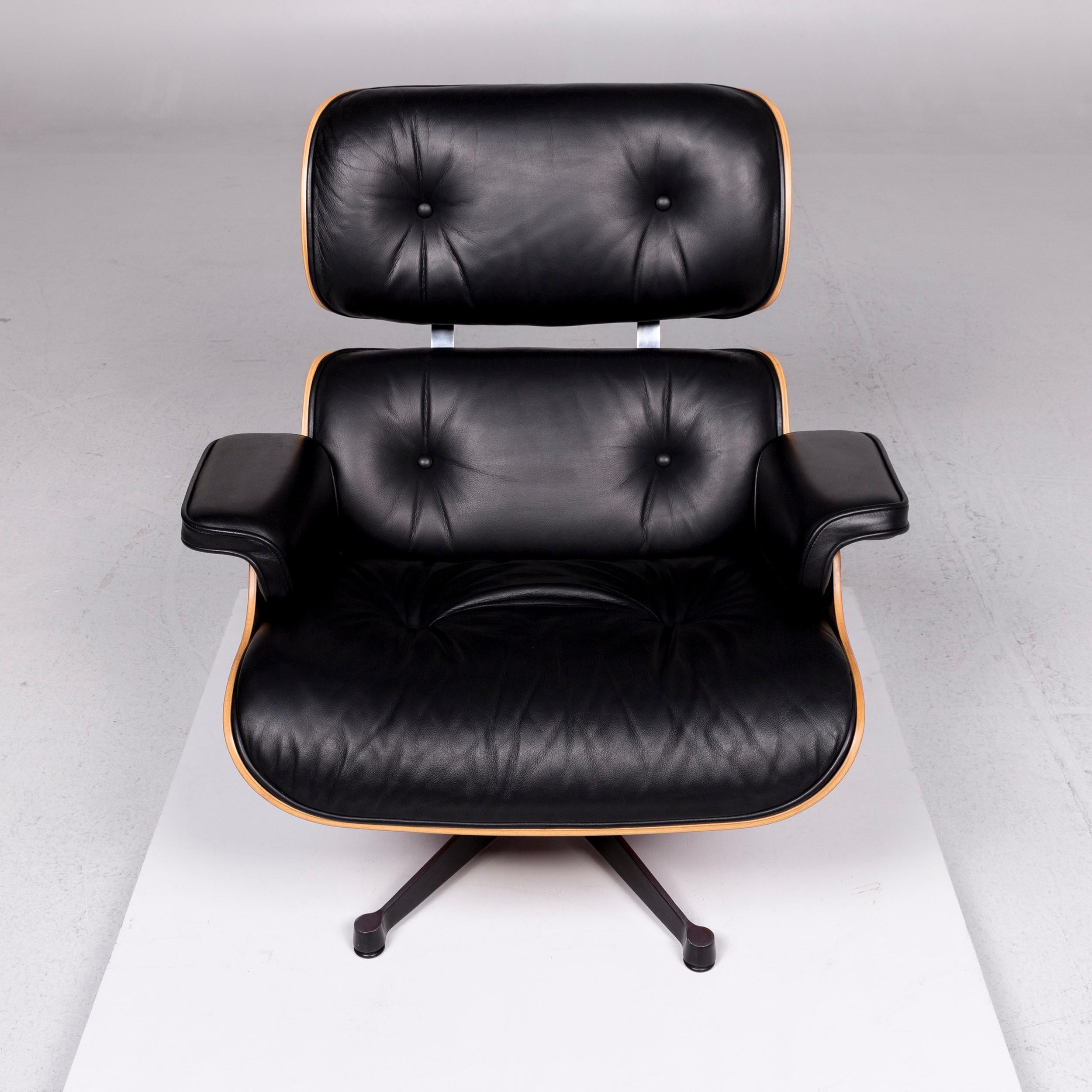 Modern Vitra Eames Lounge Chair Leather Armchair Black Charles & Ray Eames Club Chair For Sale