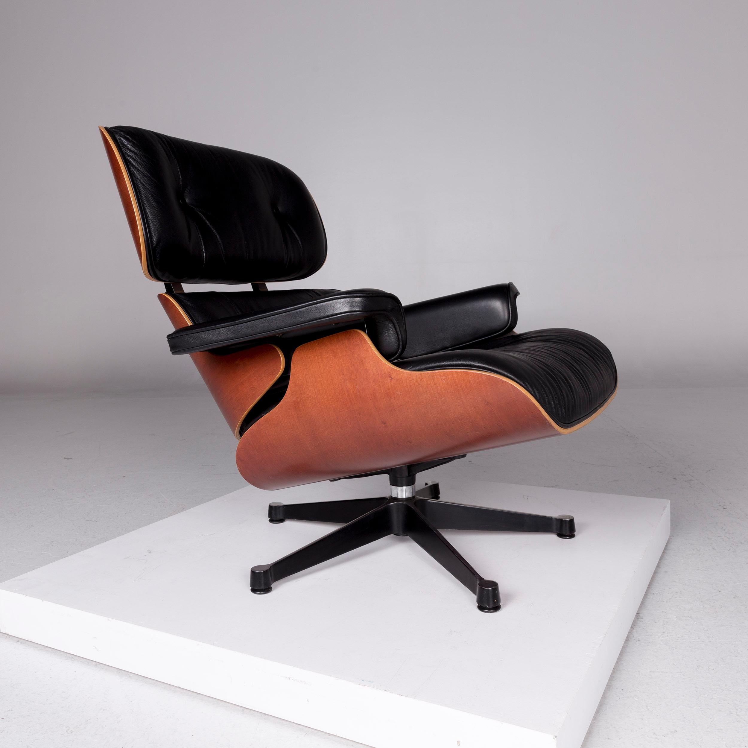 German Vitra Eames Lounge Chair Leather Armchair Black Charles & Ray Eames Club Chair For Sale