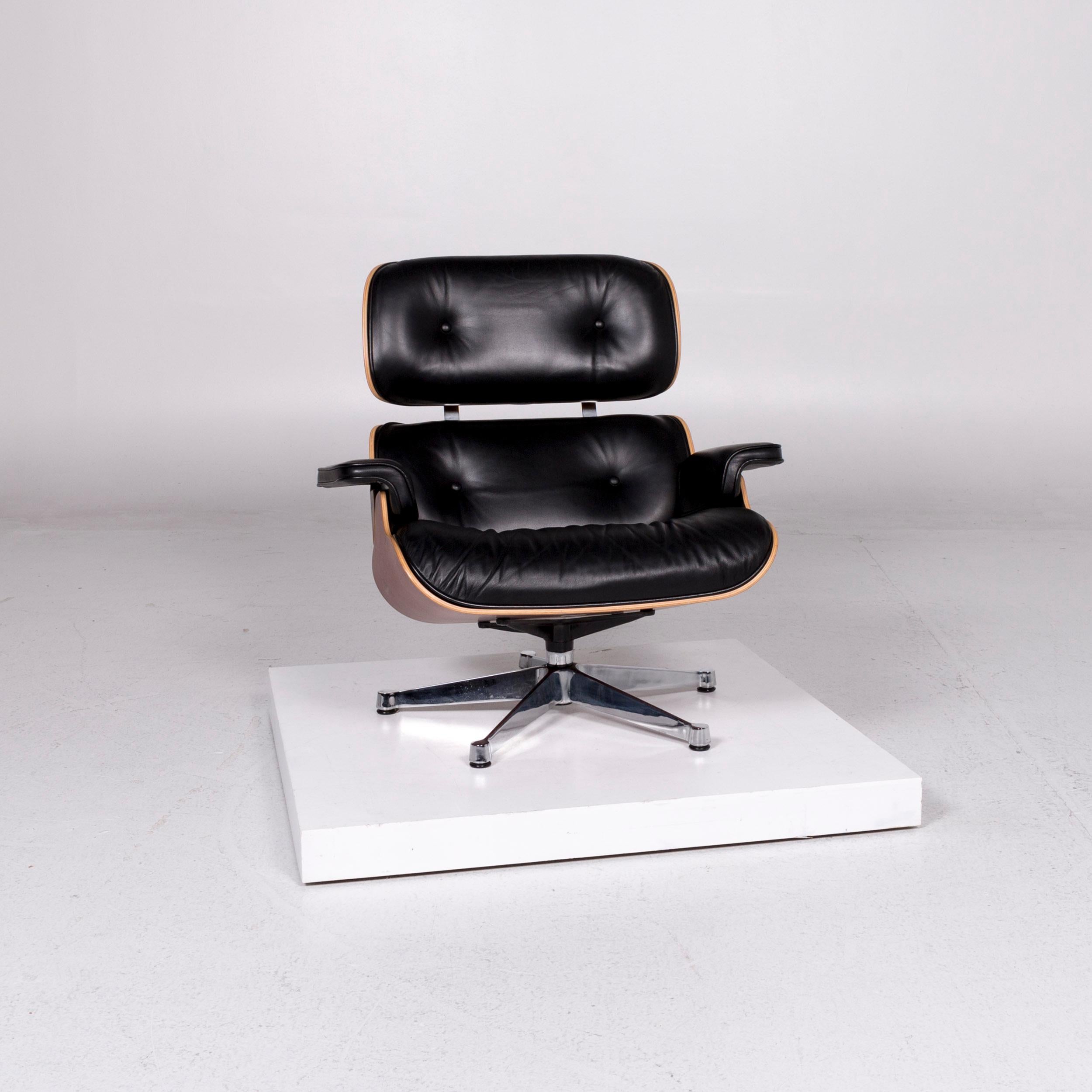 Modern Vitra Eames Lounge Chair Leather Armchair Black Incl. Stool Cherrywood Club