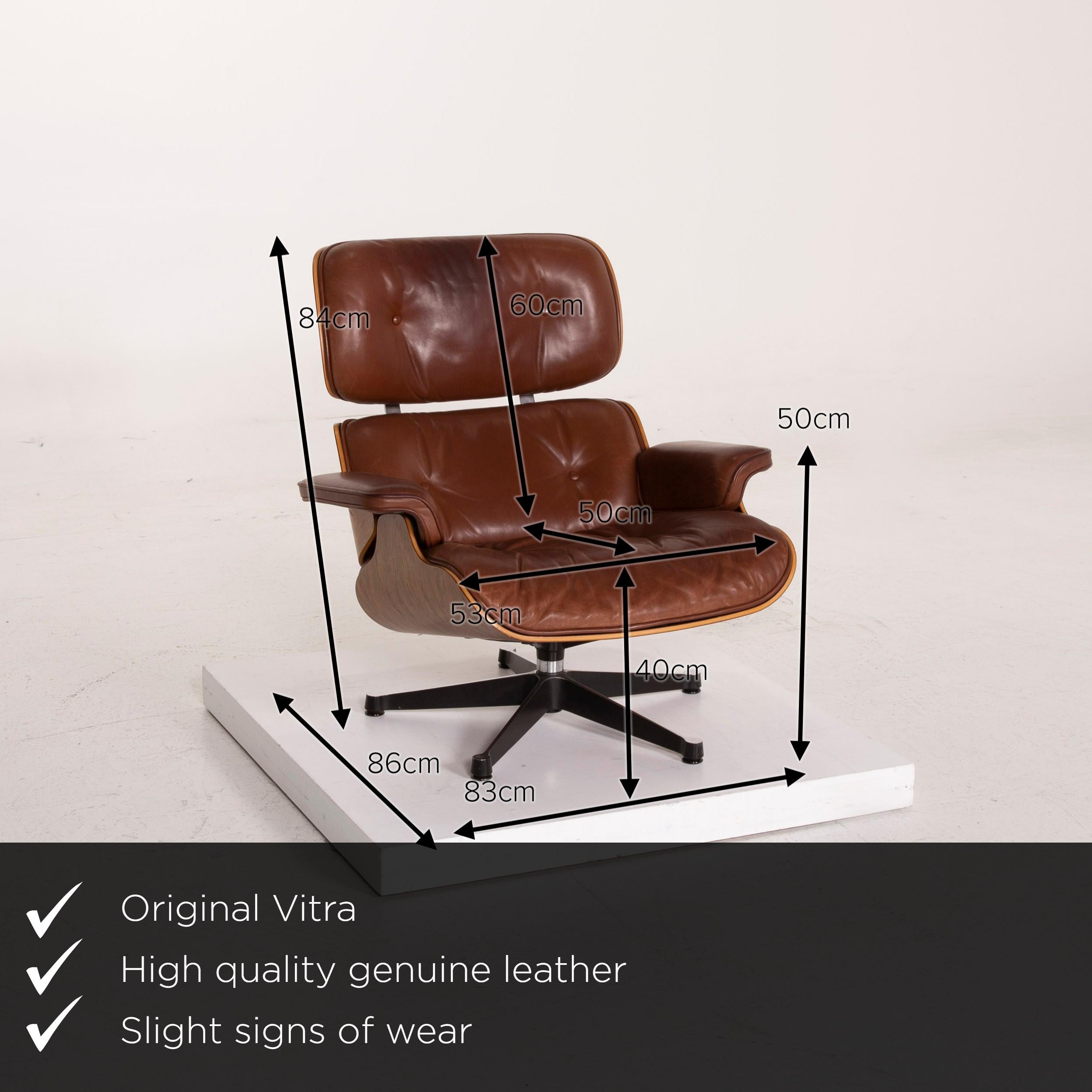 We present to you a Vitra Eames lounge chair leather armchair cognac.

 

 Product measurements in centimeters:
 

Depth 86
Width 83
Height 84
Seat height 40
Rest height 50
Seat depth 50
Seat width 53
Back height 60.