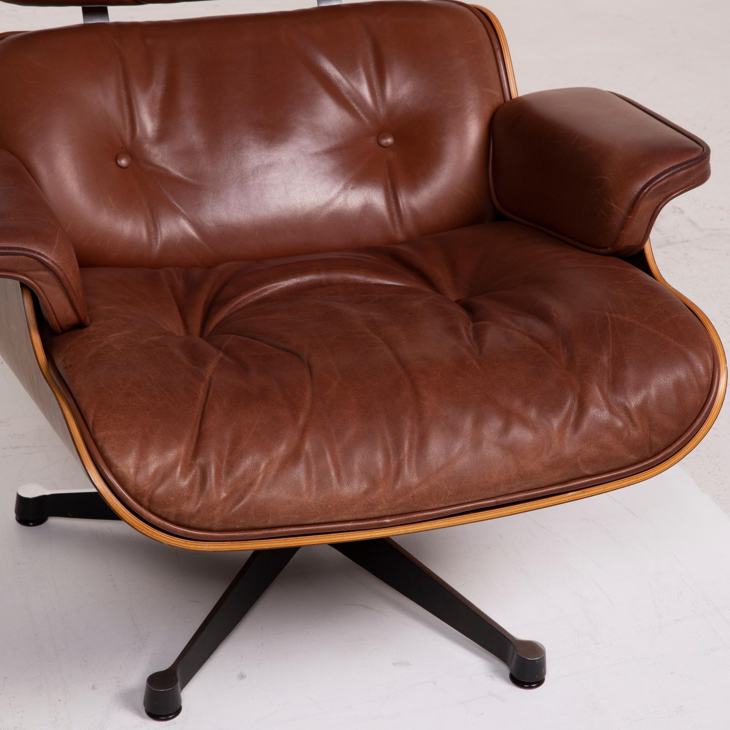 eames chair cognac