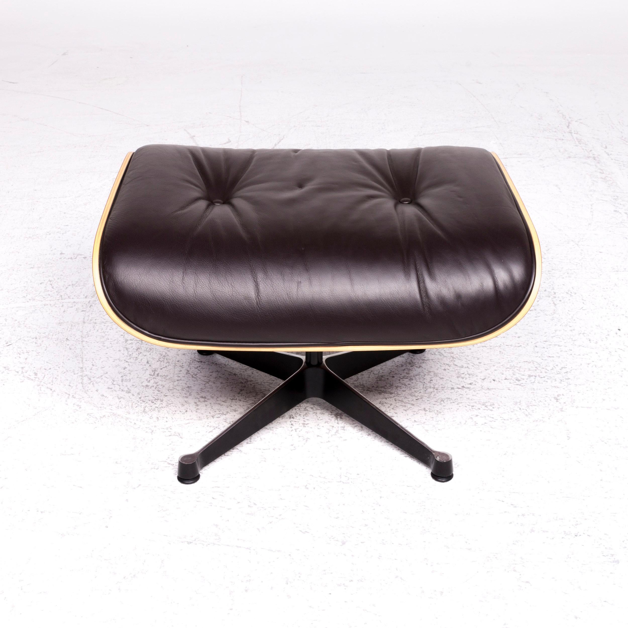 Vitra Eames Lounge Chair Leather Stool Brown Charles & Ray Eames Chair (Leder) im Angebot