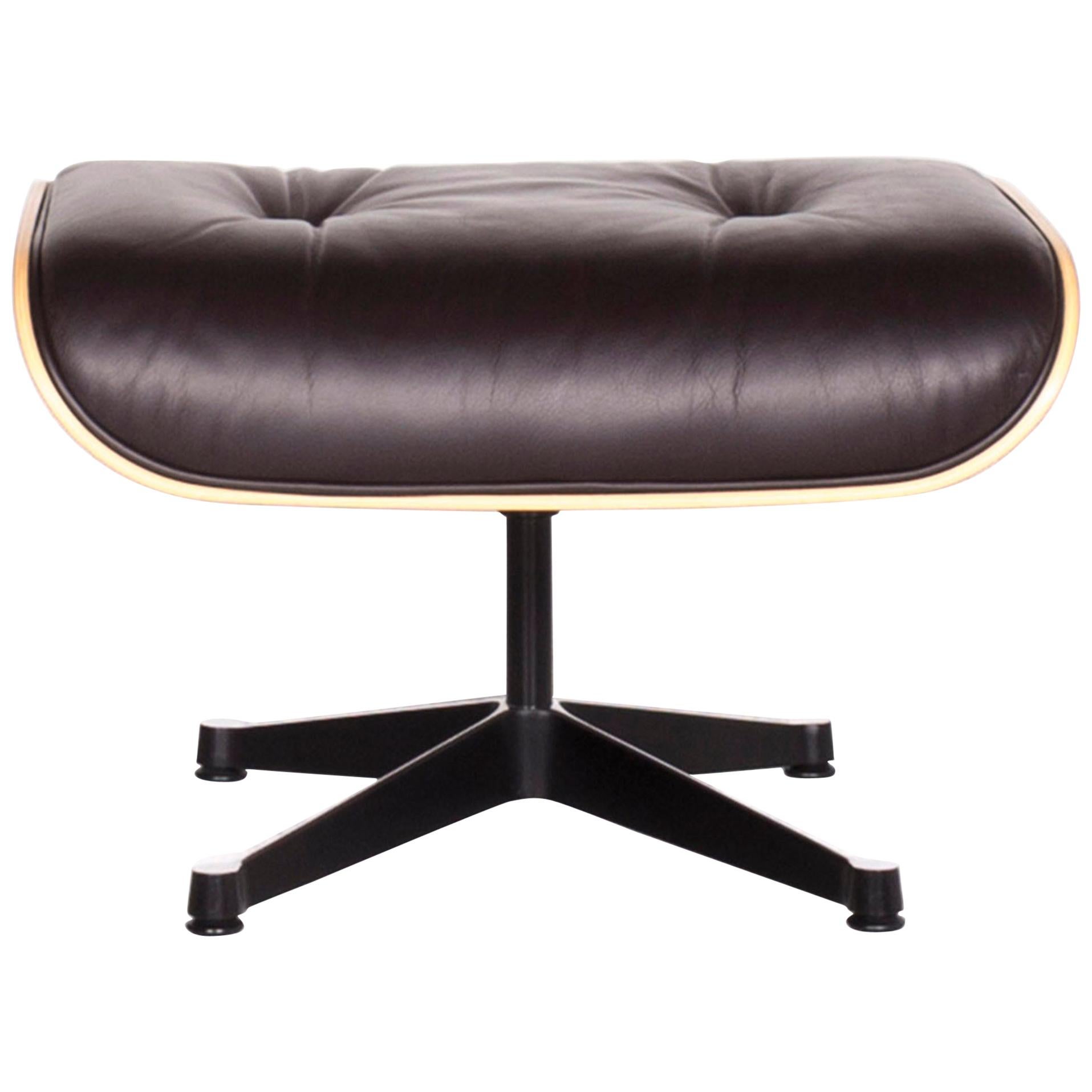 Vitra Eames Lounge Chair Leather Stool Brown Charles & Ray Eames Chair For Sale