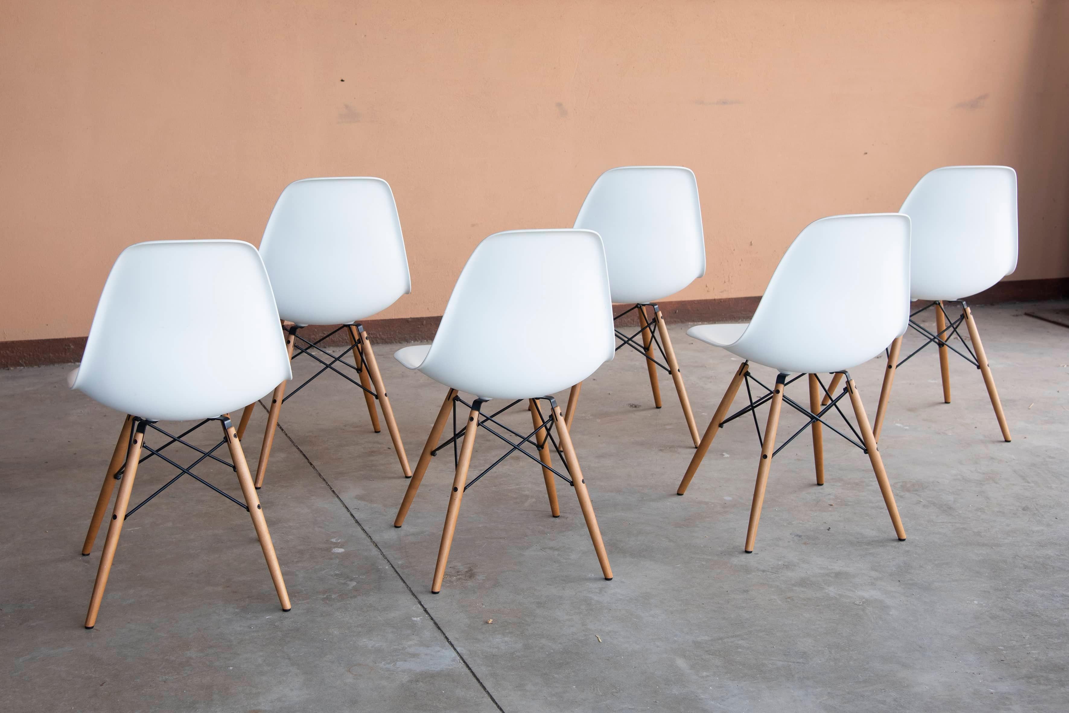 Vitra Eames White Plastic and light Wood Side Chairs DSW 2
