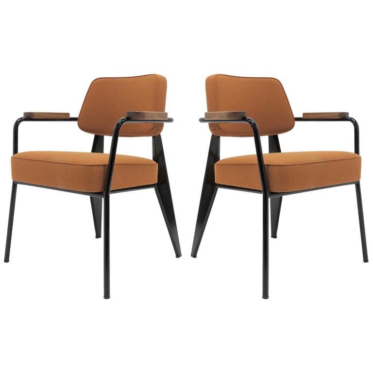 ondernemen geschenk tentoonstelling Vitra Fauteuil Direction by Jean Prouvé at 1stDibs