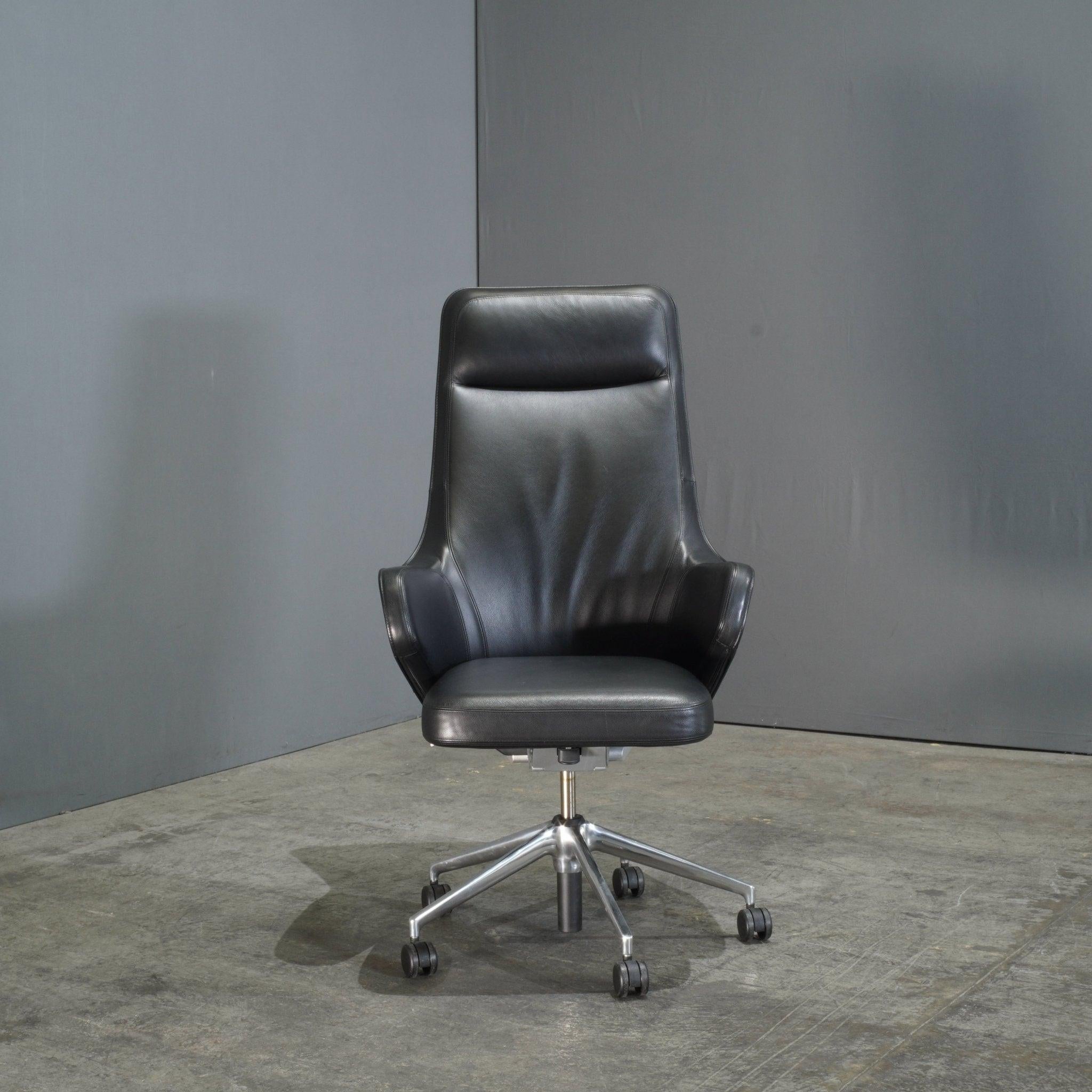 Vitra Grand Executive Highback Chair by Antonio Citterio 3