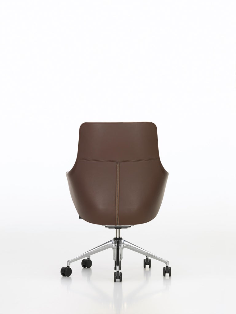 Vitra Grand Executive Lowback Chair in Maroon Leather by Antonio