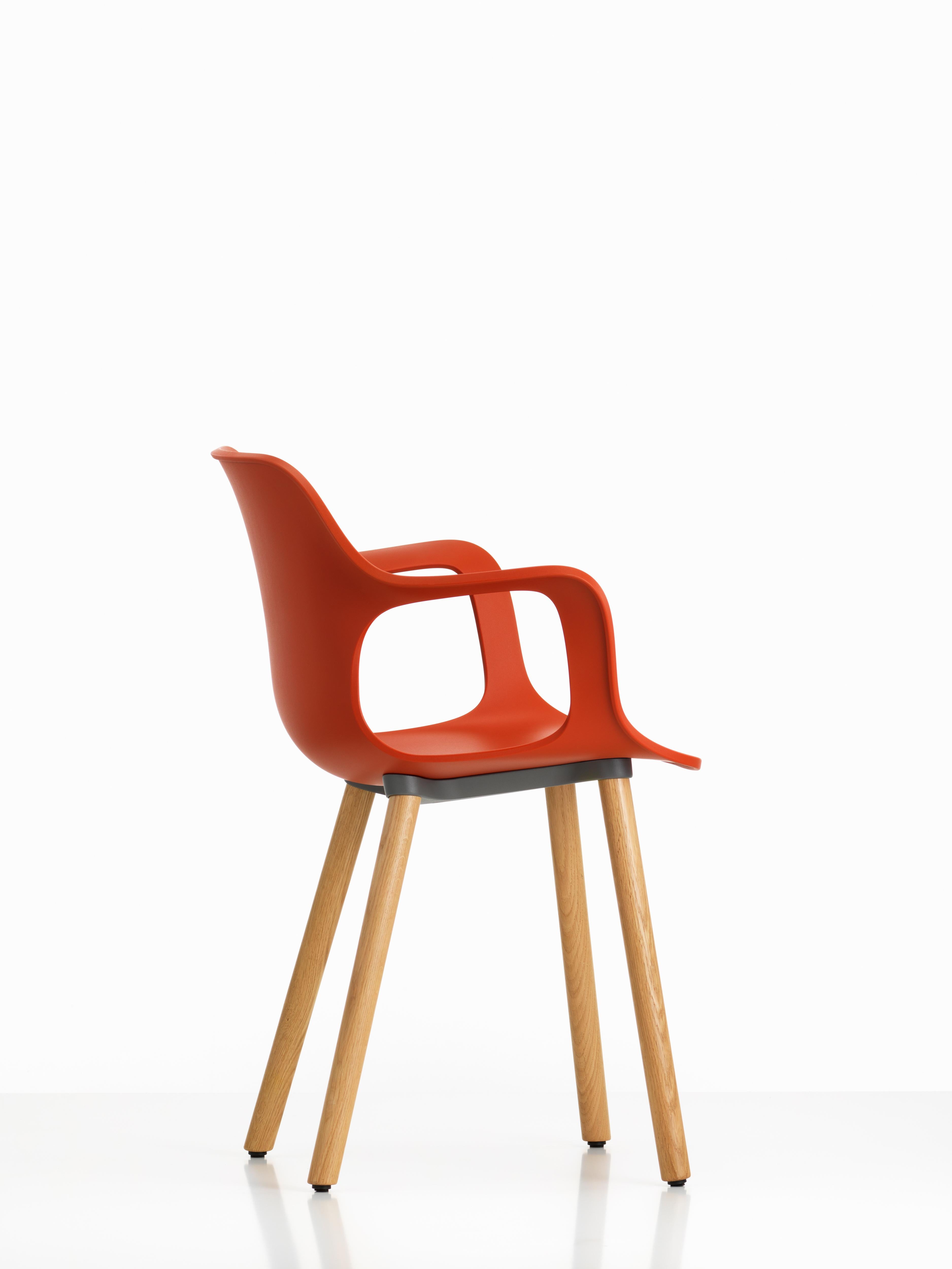 Vitra HAL Armchair Wood in Orange Seat Shell by Jasper Morrison (Moderne) im Angebot