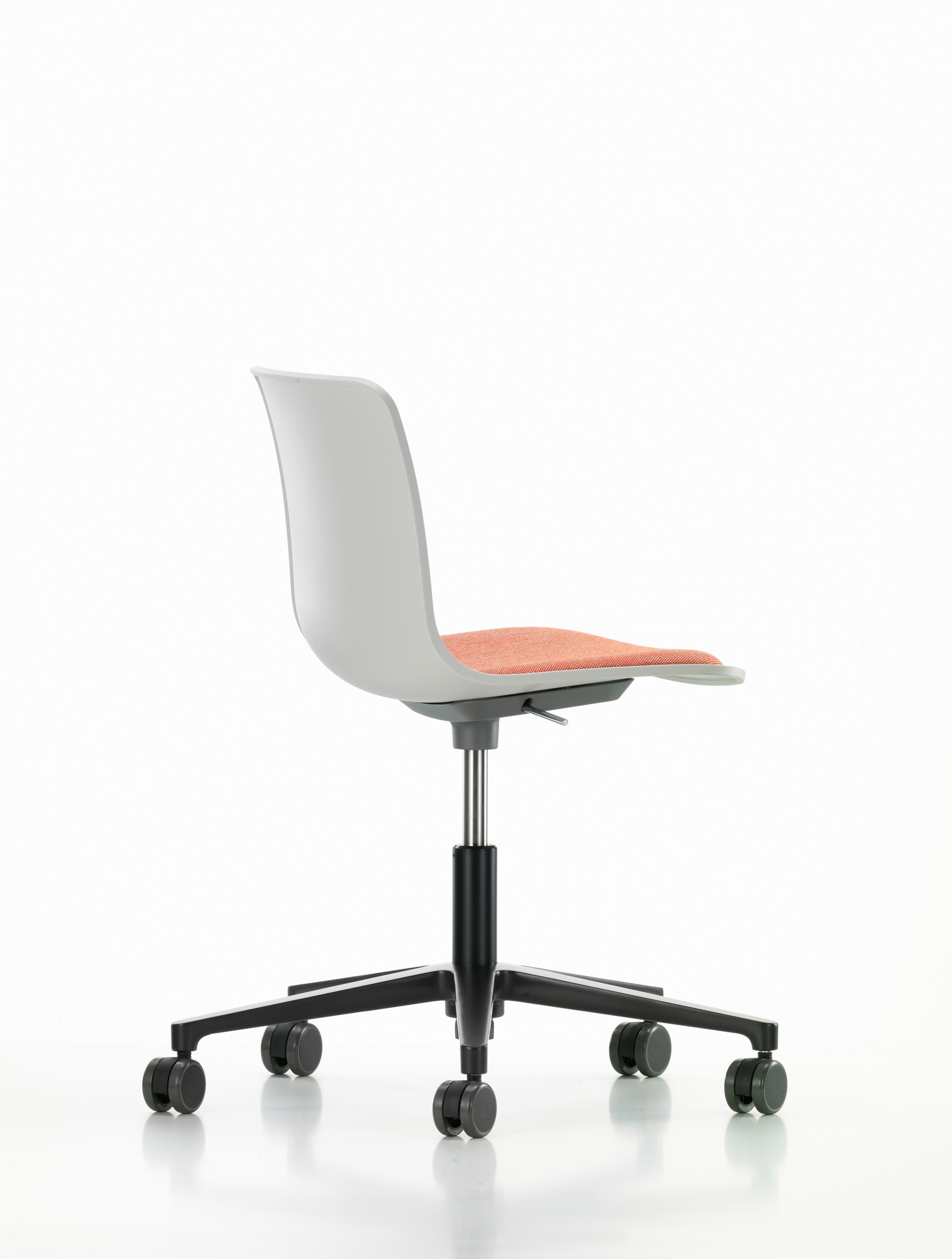 Vitra HAL Studio Chair in Ivory and Poppy Red Hopsak by Jasper Morrison (Moderne) im Angebot