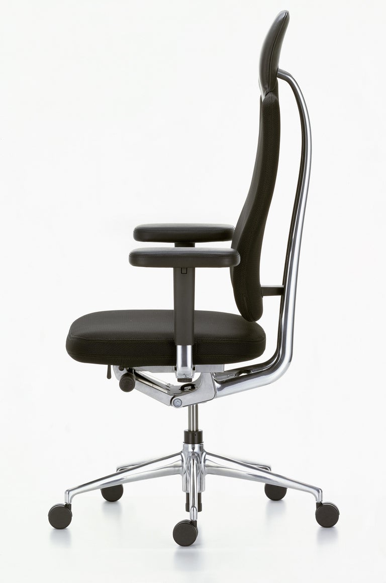 Vitra Headline Office Chair in Black W/ Leather Details, Mario and