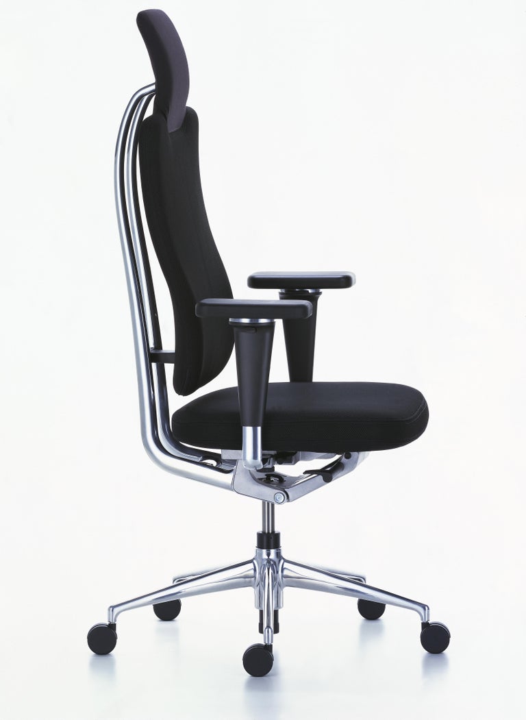 Vitra Headline Office Chair in Black with 3D Armrest by Mario and