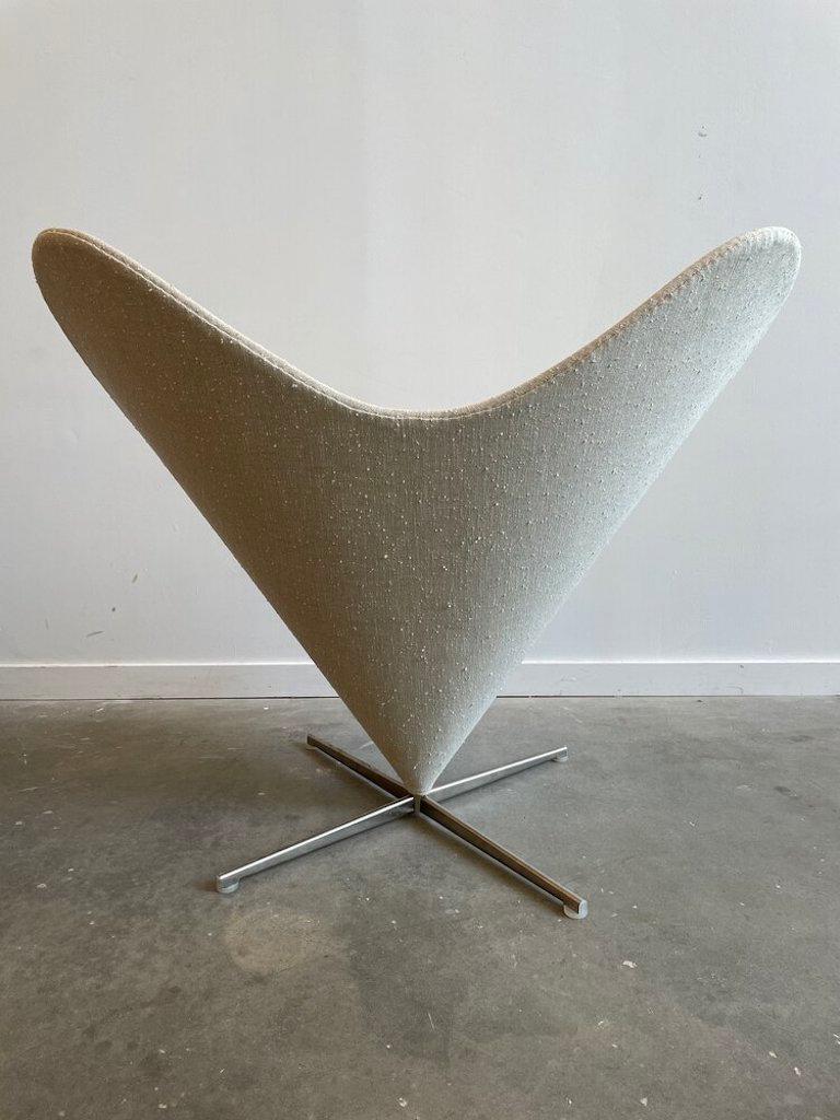 Mid-Century Modern Vitra Heart Cone Swivel Chairs by Verner Panton in Linen Cotton