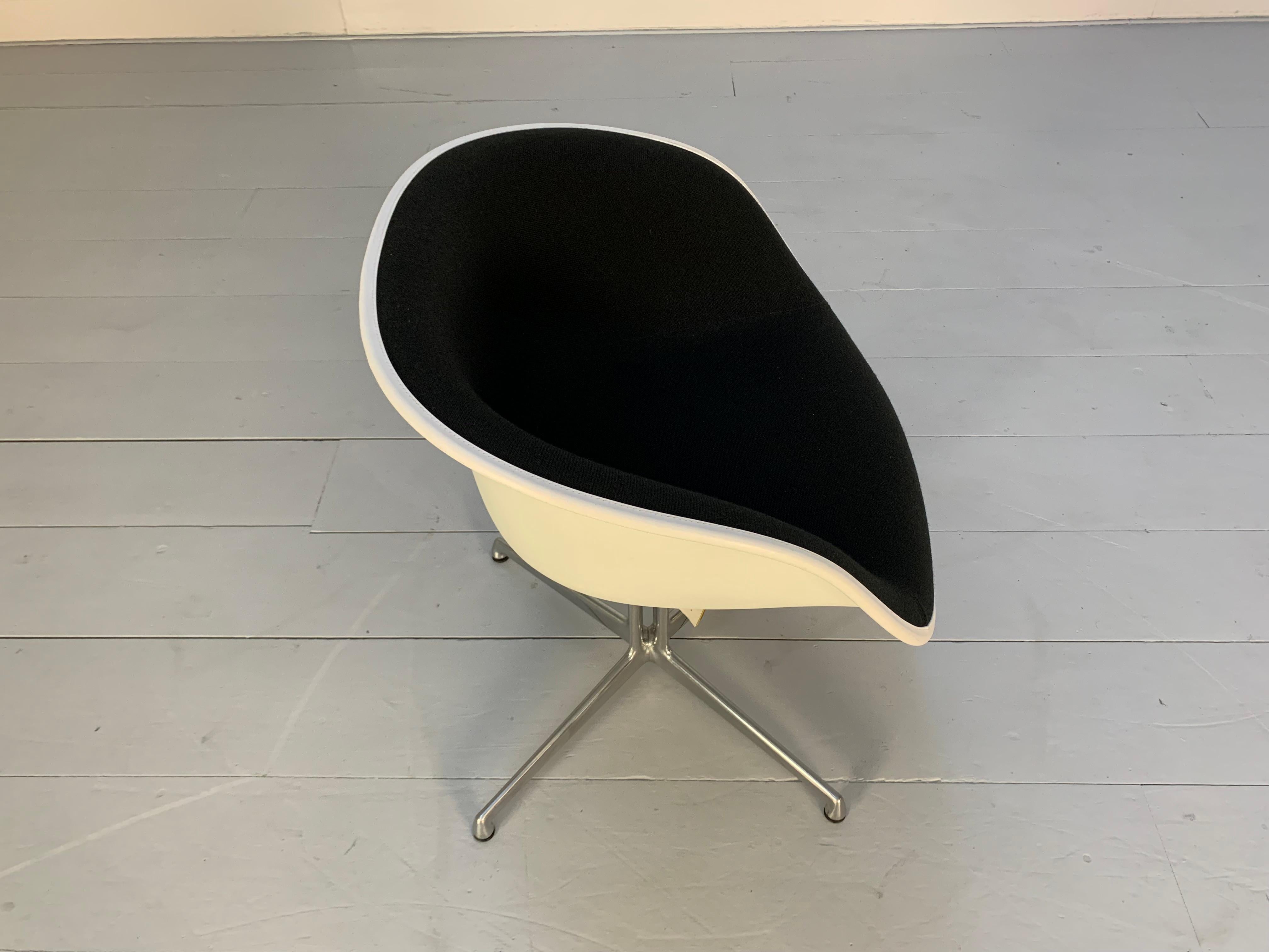 Vitra “La Fonda” Eames Chair & Marble Table in Black Hopsack For Sale 8
