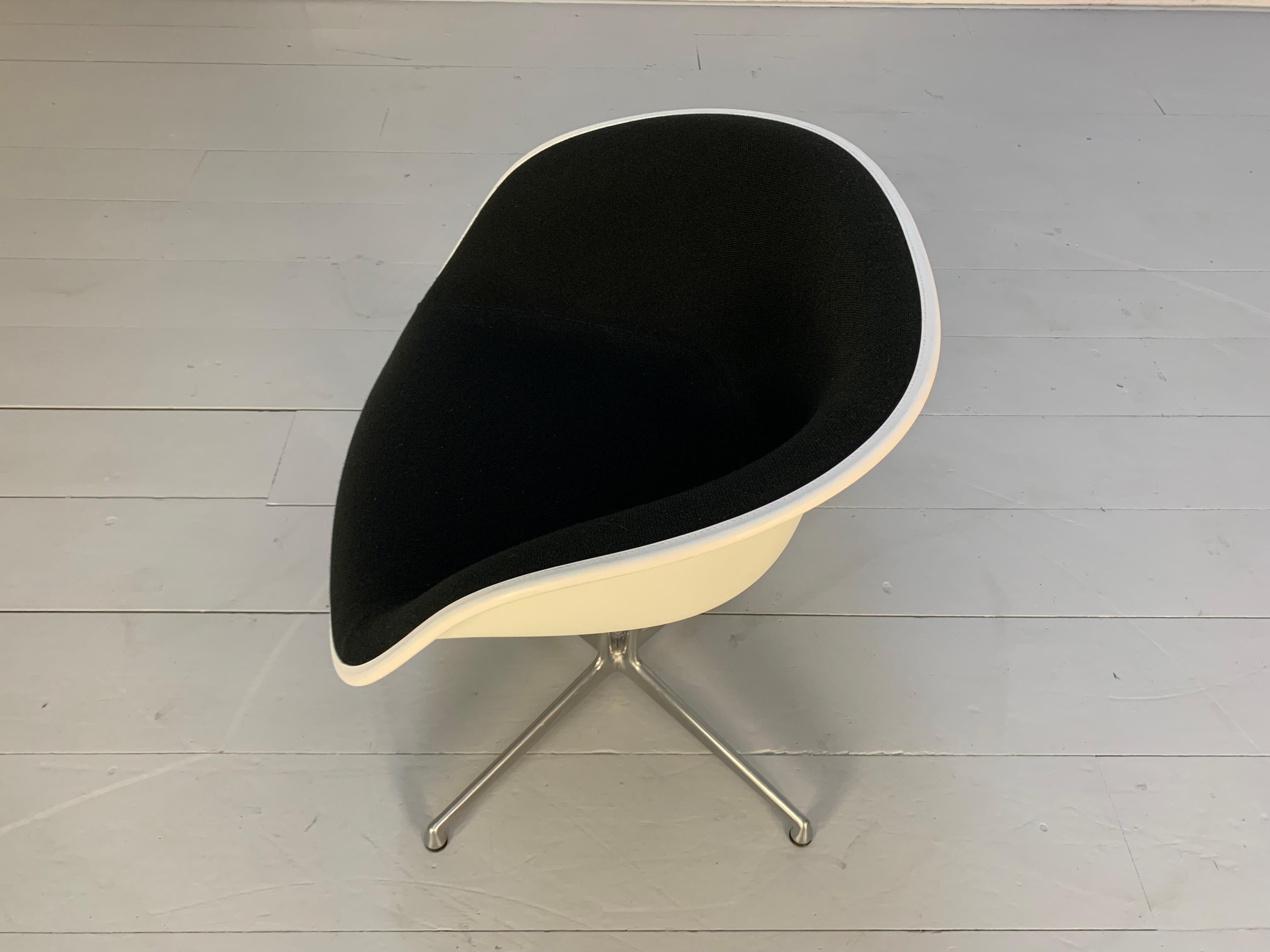 Vitra “La Fonda” Eames Chair & Marble Table in Black Hopsack For Sale 9