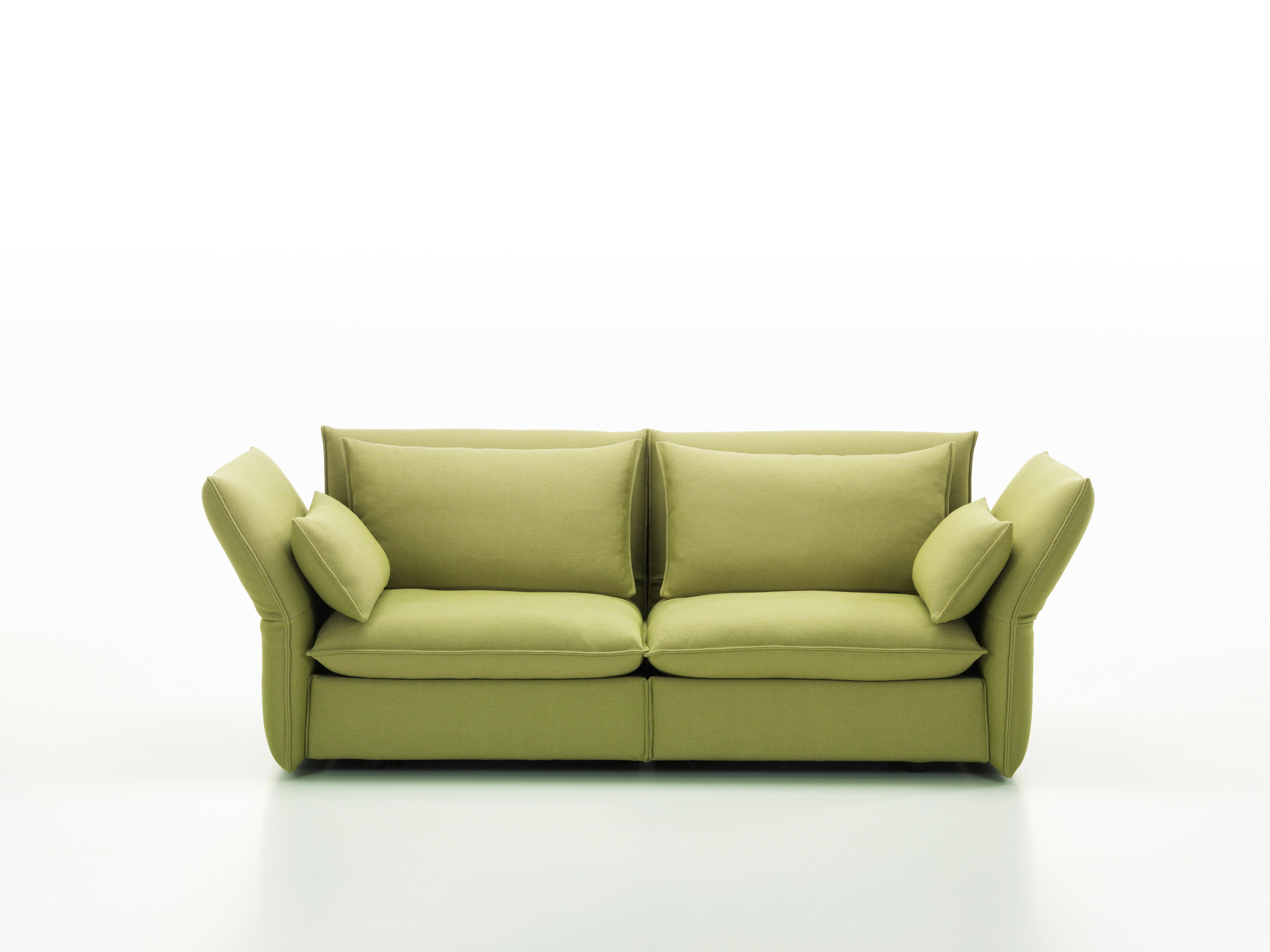 Vitra Mariposa 2 1/2-Seat Sofa in Sand Avocado by Edward Barber & Jay Osgerby (Metall) im Angebot