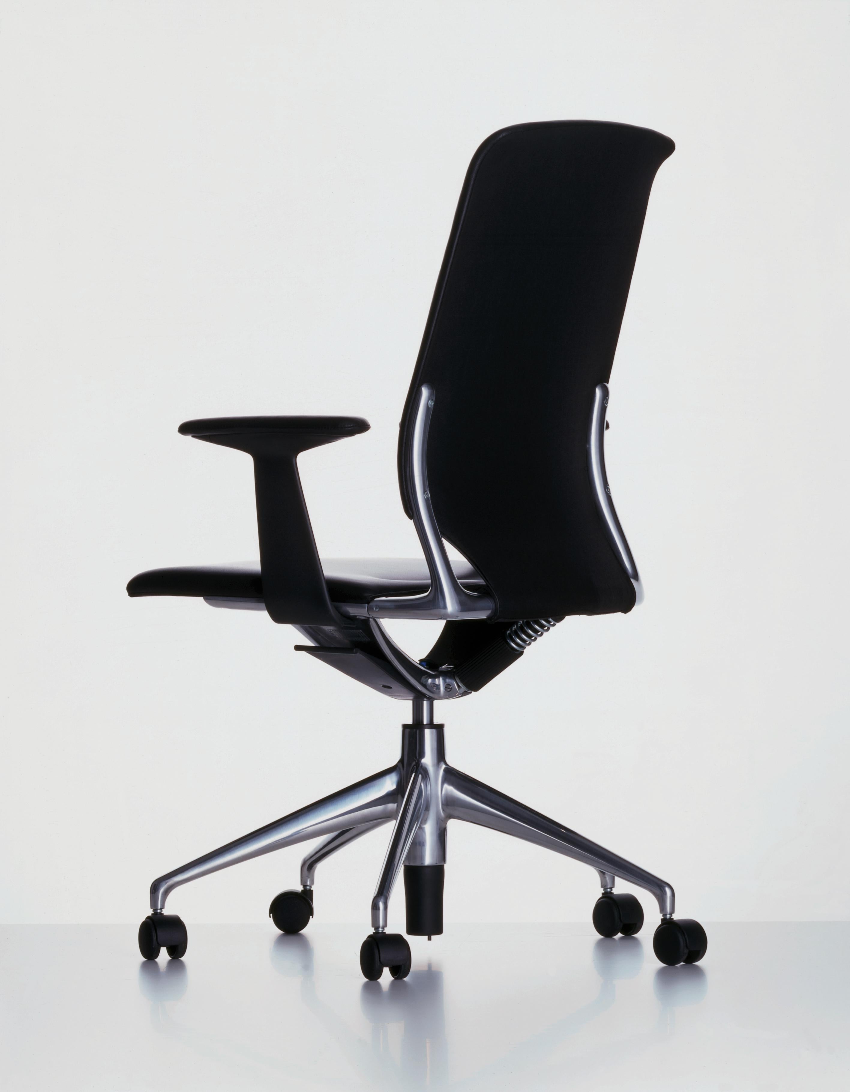 Modern Vitra Meda Chair in Black Leather by Alberto Meda