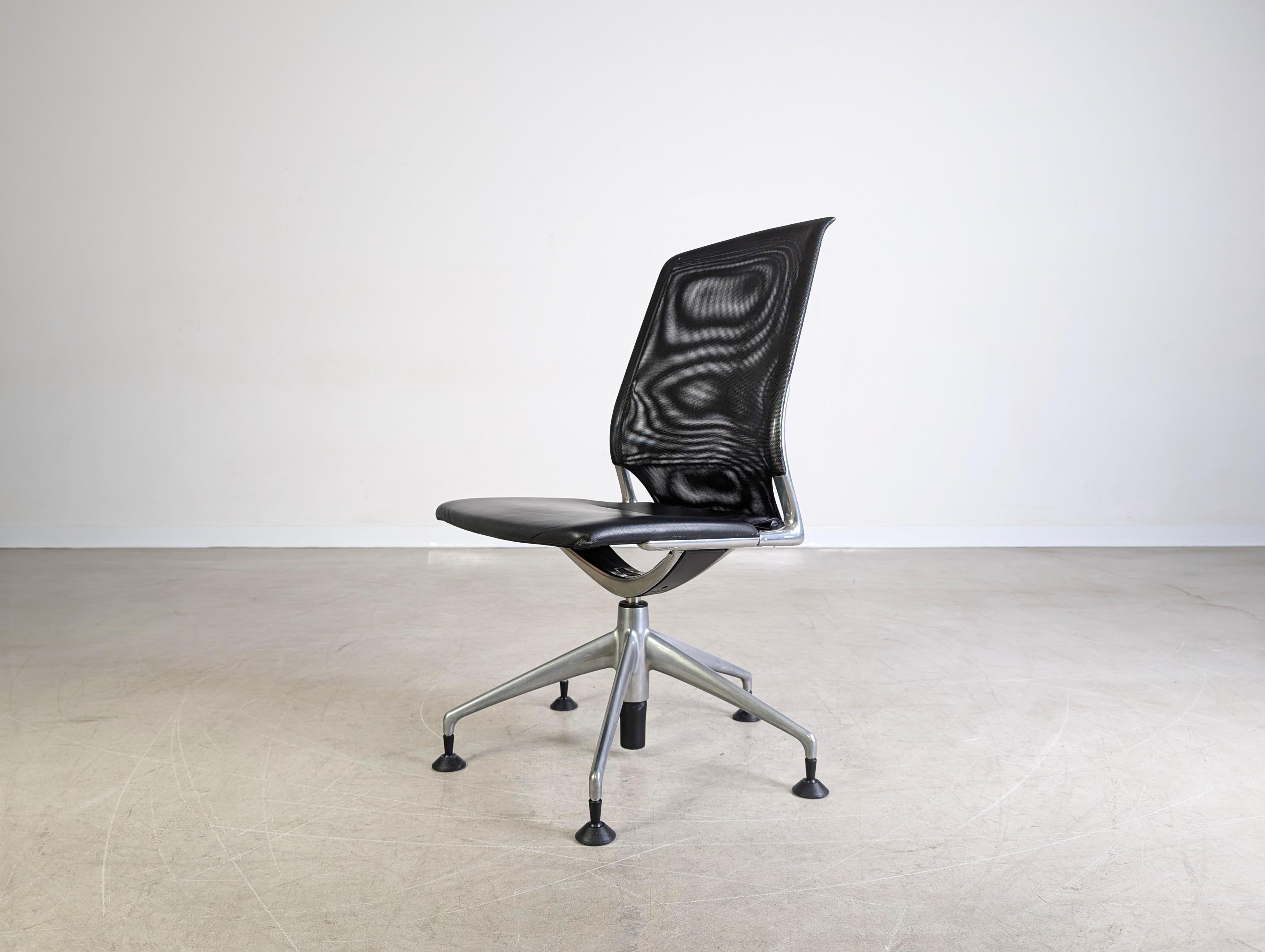 Vitra Medapal Bürostuhl Chefsessel Design Stuhl Netzrücken (Deutsch) im Angebot