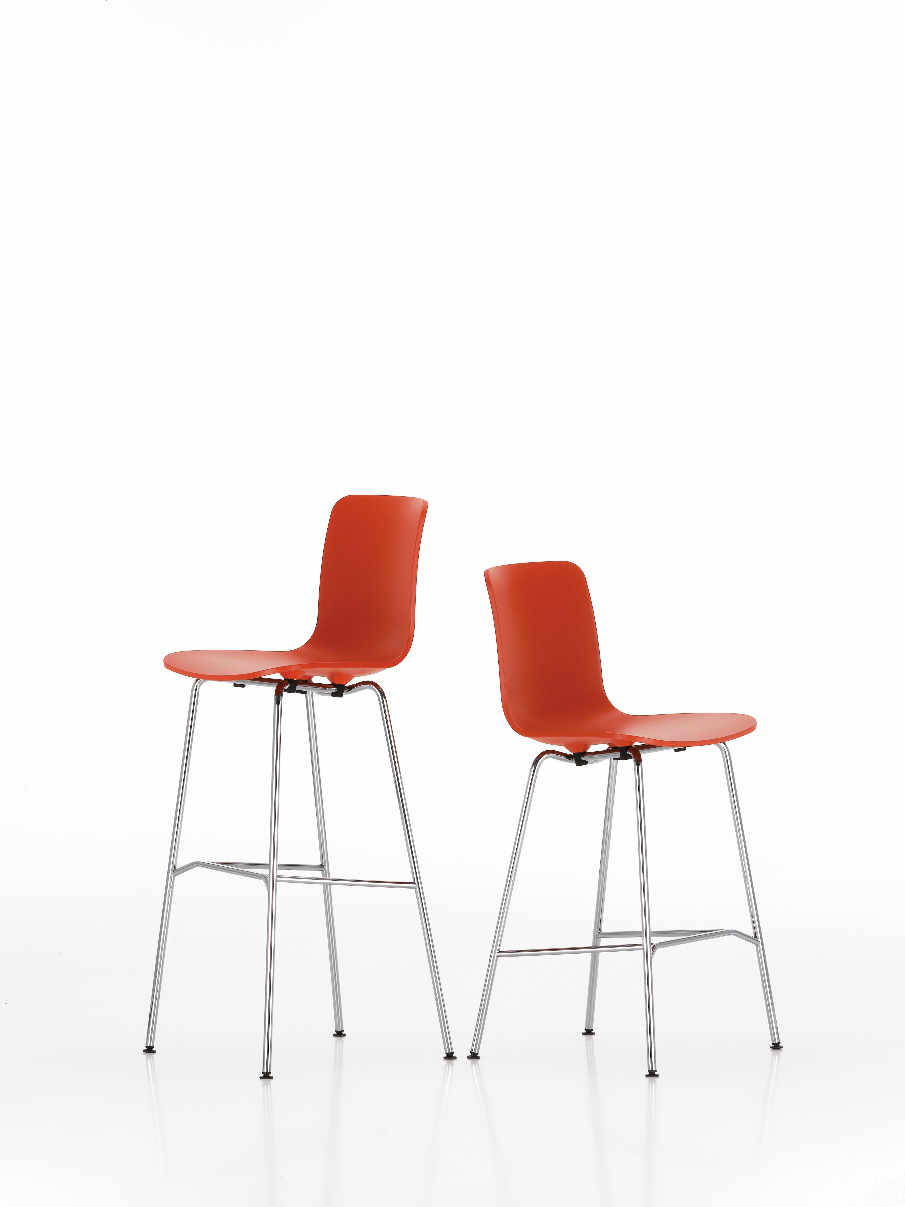 Vitra HAL Stool Medium in Orange Seat Shell by Jasper Morrison (Moderne) im Angebot
