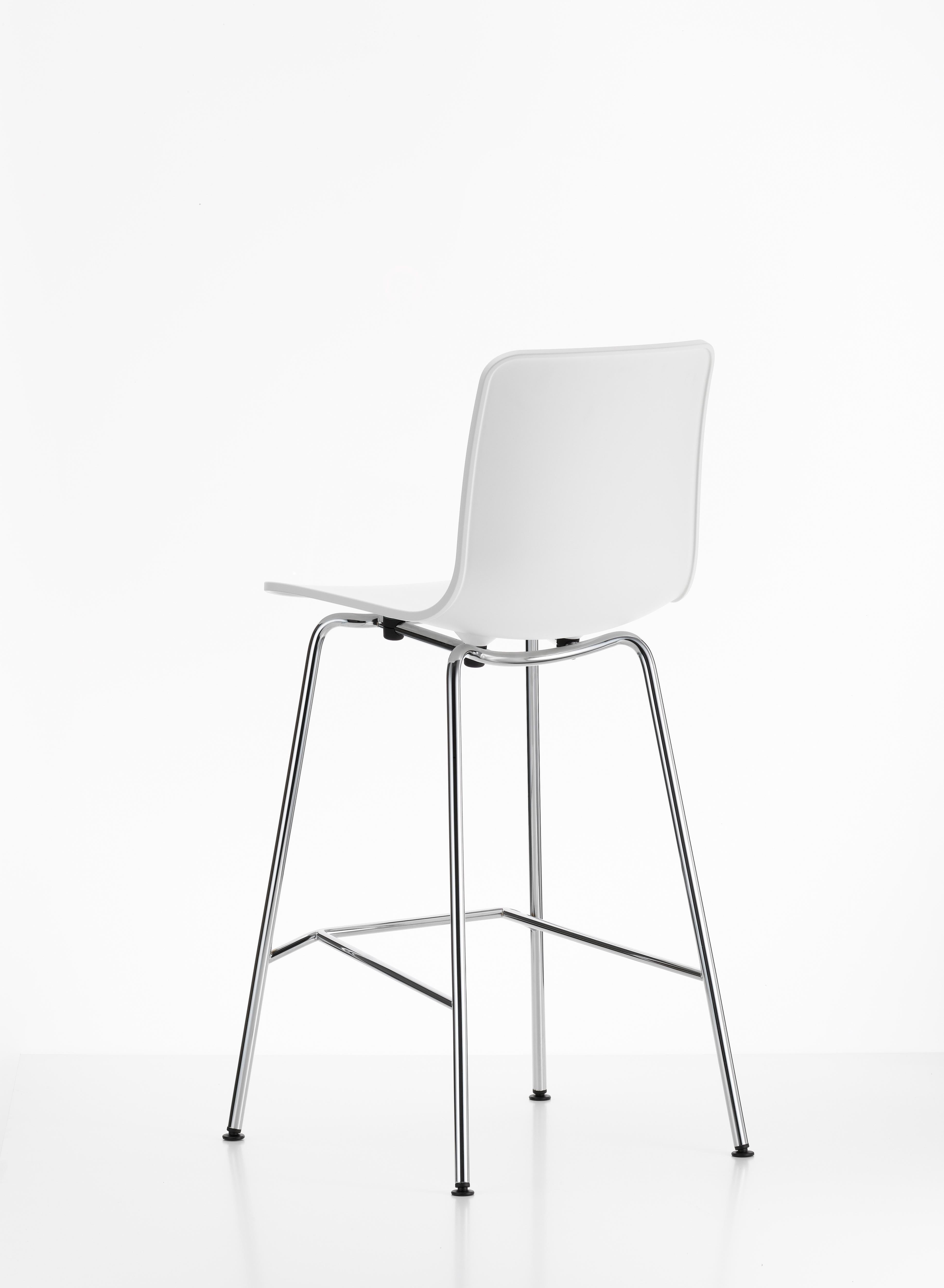 These products are only available in the United States.

The HAL stool medium has a medium-height seat, ideal for tables or counters which are lower than standard.

Materials:
Seat shell: Dyed-through polypropylene.
Base: Chrome-plated tubular