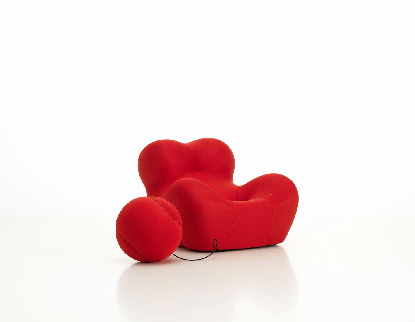 These items are only available in the United States.

La Mamma (Donna) is completely in tune with the spirit of Pop Art and the Gaetano Pasce fondness for anthropomorphic shapes. The chair was actually designed to resemble a prehistoric, female